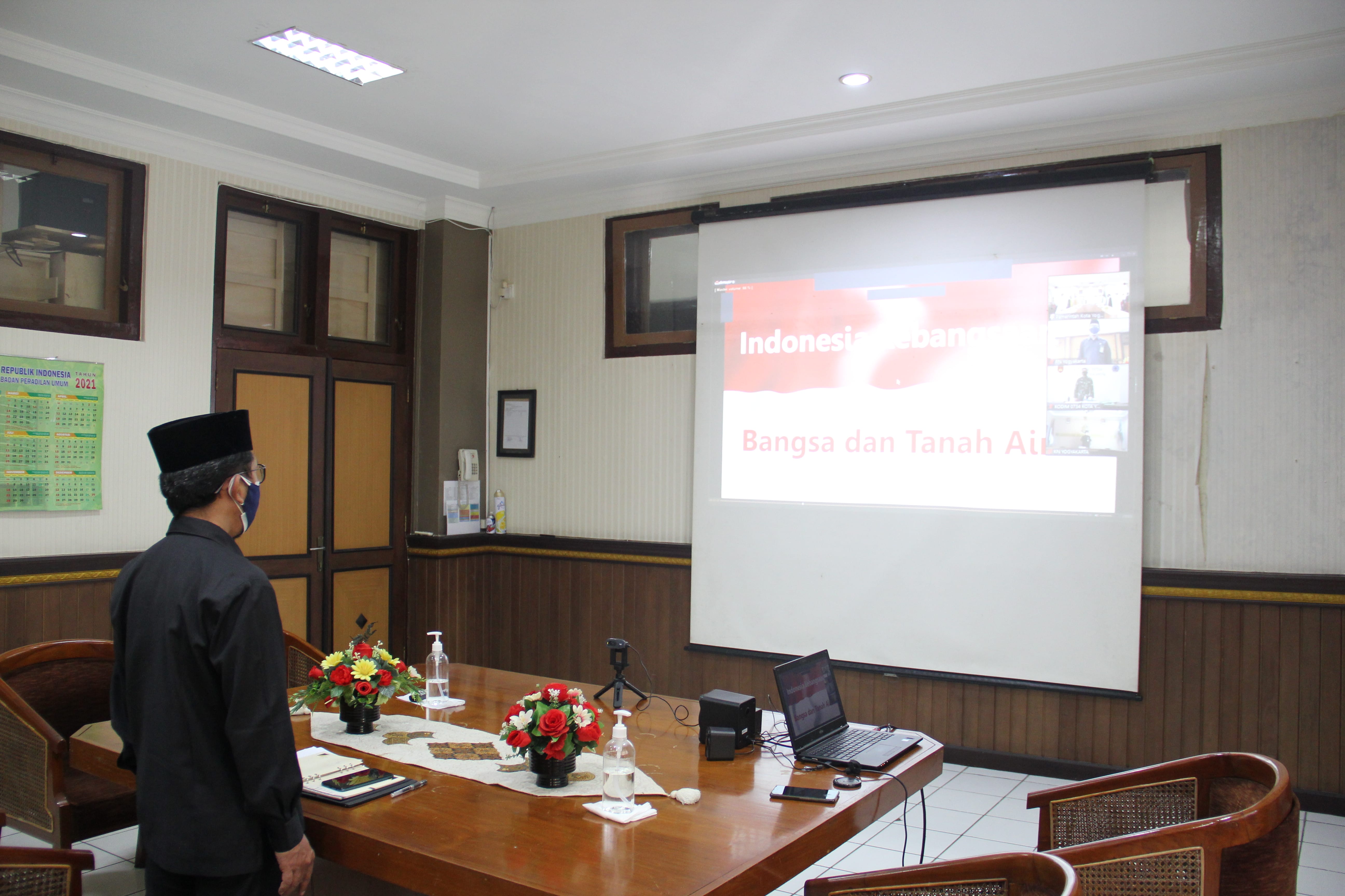 Wakil Ketua Pengadilan Negeri Yogyakarta Mengikuti Kegiatan Pray From Home secara Virtual