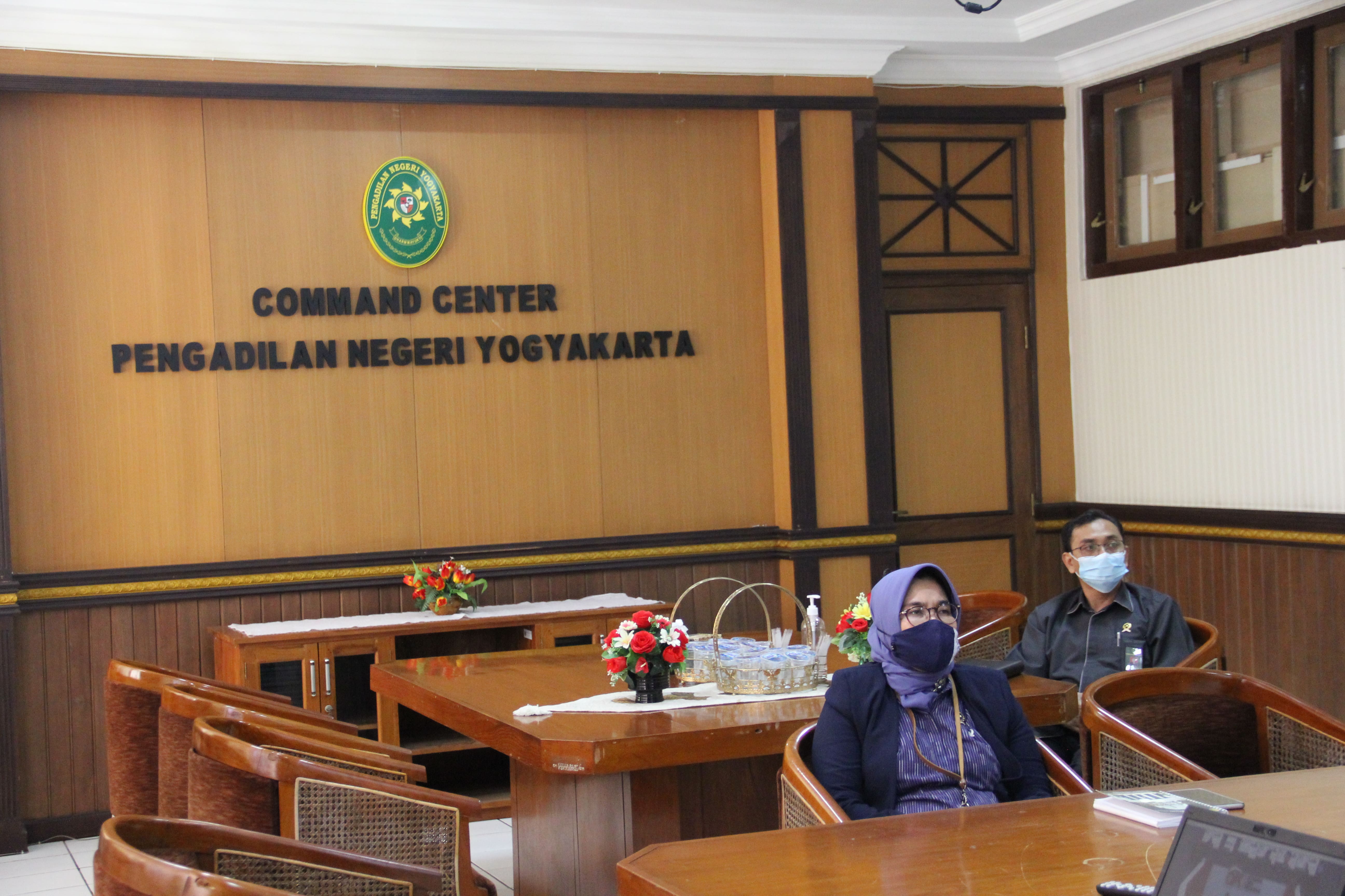 Ketua Pengadilan Negeri Yogyakarta Mengikuti Sosialisasi Perlindungan Konsumen serta Peran dan Manfaat LAPS SJK dan Mekanisme Penyelesaian Sengketa Melalui LAPS SJK