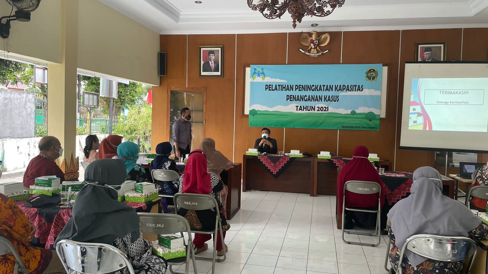 Hakim Pengadilan Negeri Yogyakarta Mengikuti Kegiatan Peningkatan Kapasitas Penanganan Kasus di Kemantren wilayah Kota Yogyakarta