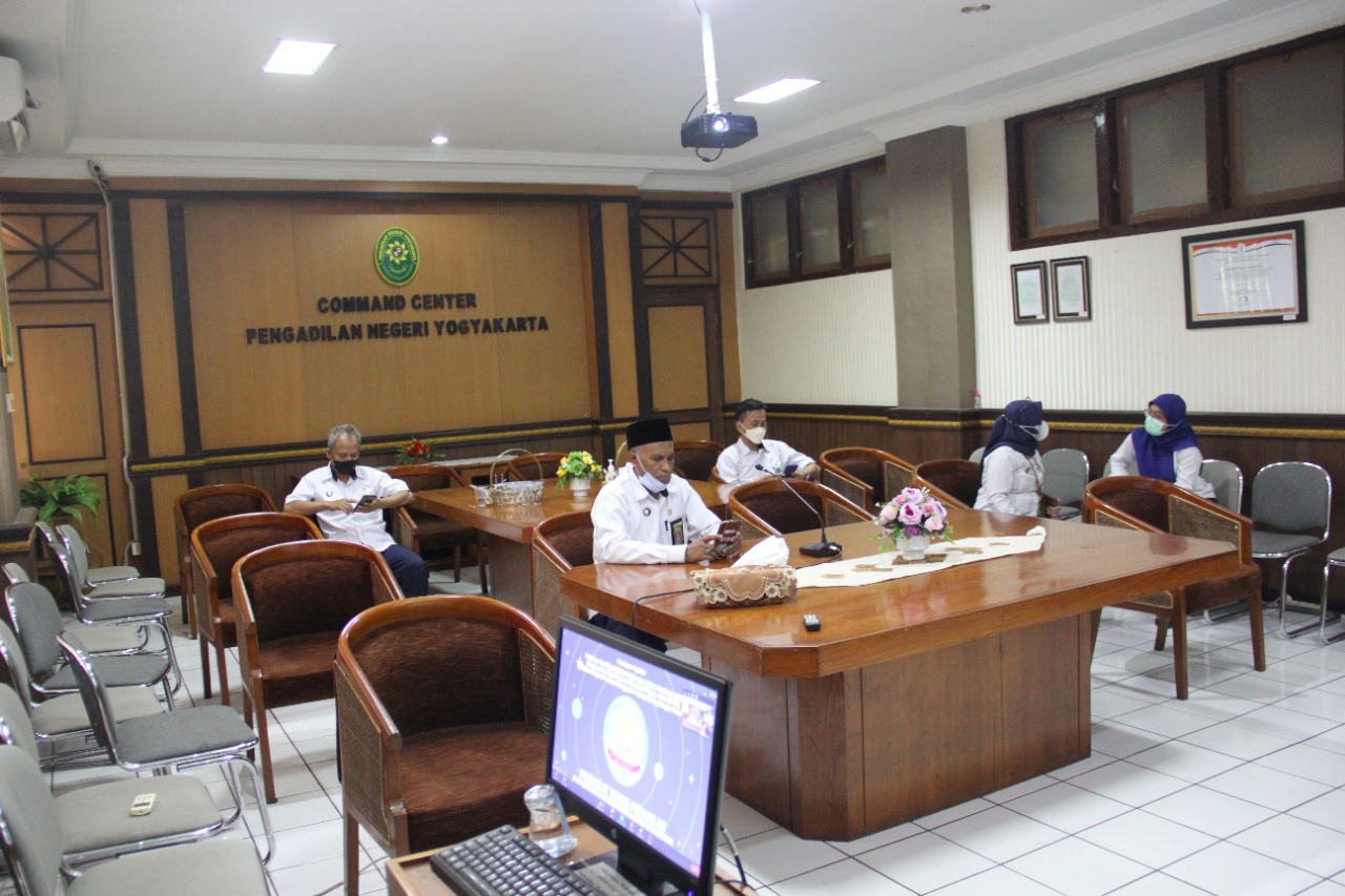 Panitera Pengadilan Negeri Yogyakarta Mengikuti Penutupan Kegiatan Pelatihan Singkat Panitera Pengganti 4 (empat) Lingkungan Peradilan Tahun Anggaran 2022