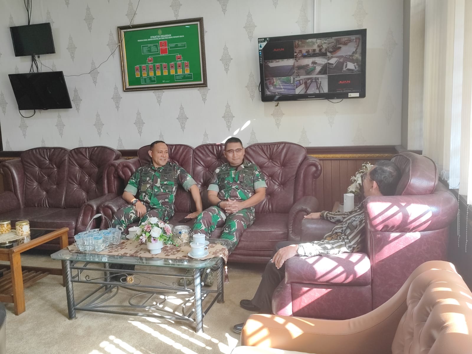 Kunjungan Silaturahmi Pengadilan Militer II-1 Yogyakarta ke Pengadilan Negeri Yogyakarta