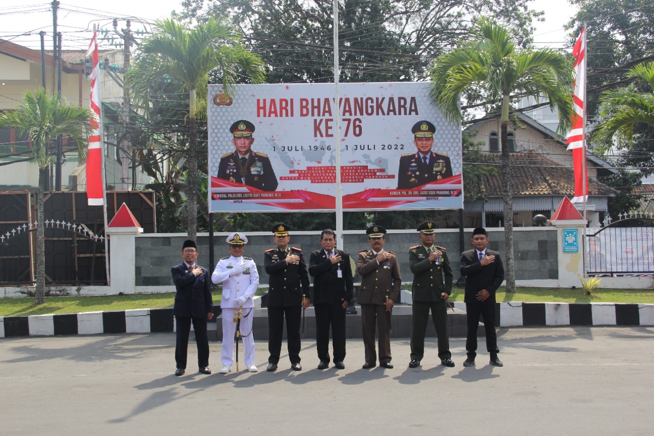 Ketua Pengadilan Negeri Yogyakarta Menghadiri Upacara Bhayangkara ke-76