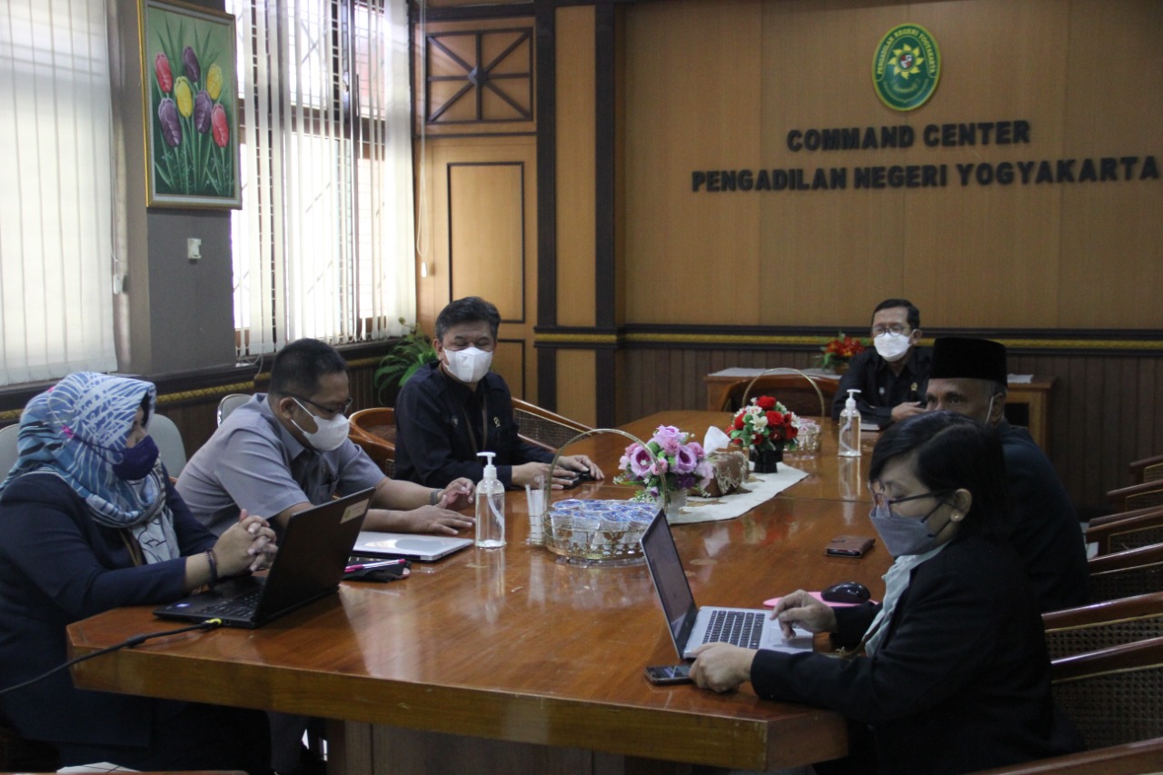 Rapat Monitoring Evaluasi Pelaksanaan Implementasi Aplikasi e-Berpadu pada Pengadilan Negeri Yogyakarta