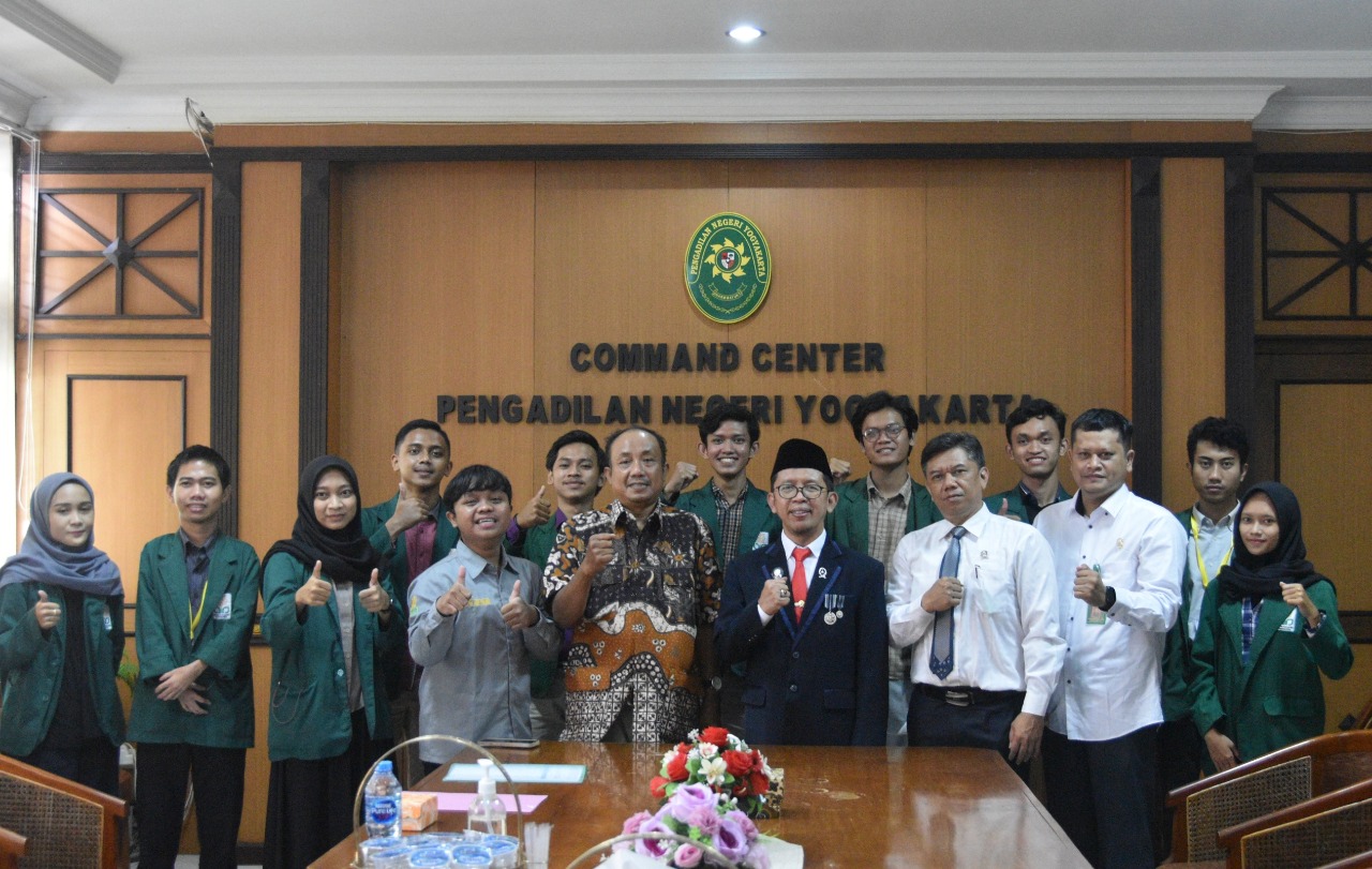 Perpisahan/Pelepasan Mahasiswa Magang Universitas Islam Negeri (UIN) Sunan Kalijaga di Pengadilan Negeri Yogyakarta