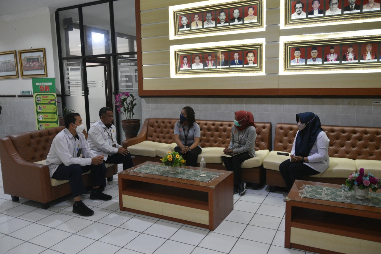 Pengadilan Negeri Yogyakarta Mendapatkan Kunjungan Kerja dari POS Indonesia