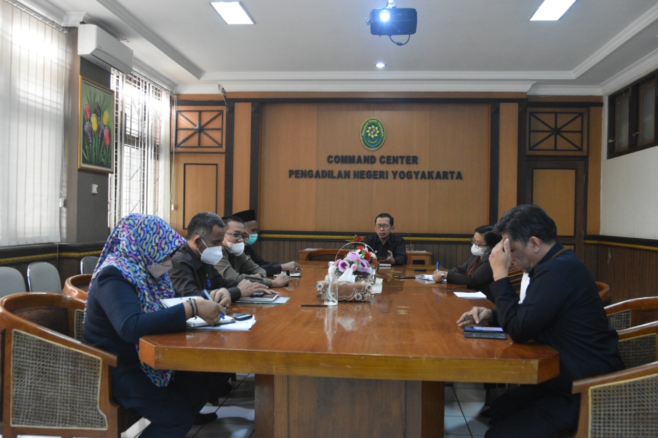 Rapat Koordinasi Tim Implementasi Aplikasi e-Berpadu Pengadilan Negeri Yogyakarta