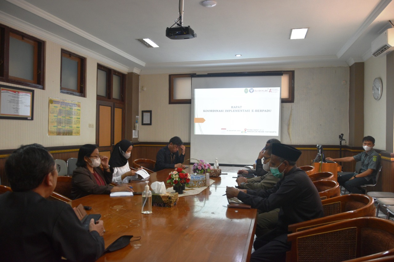 Rapat Koordinasi Tim Implementasi Aplikasi e-Berpadu Pengadilan Negeri Yogyakarta