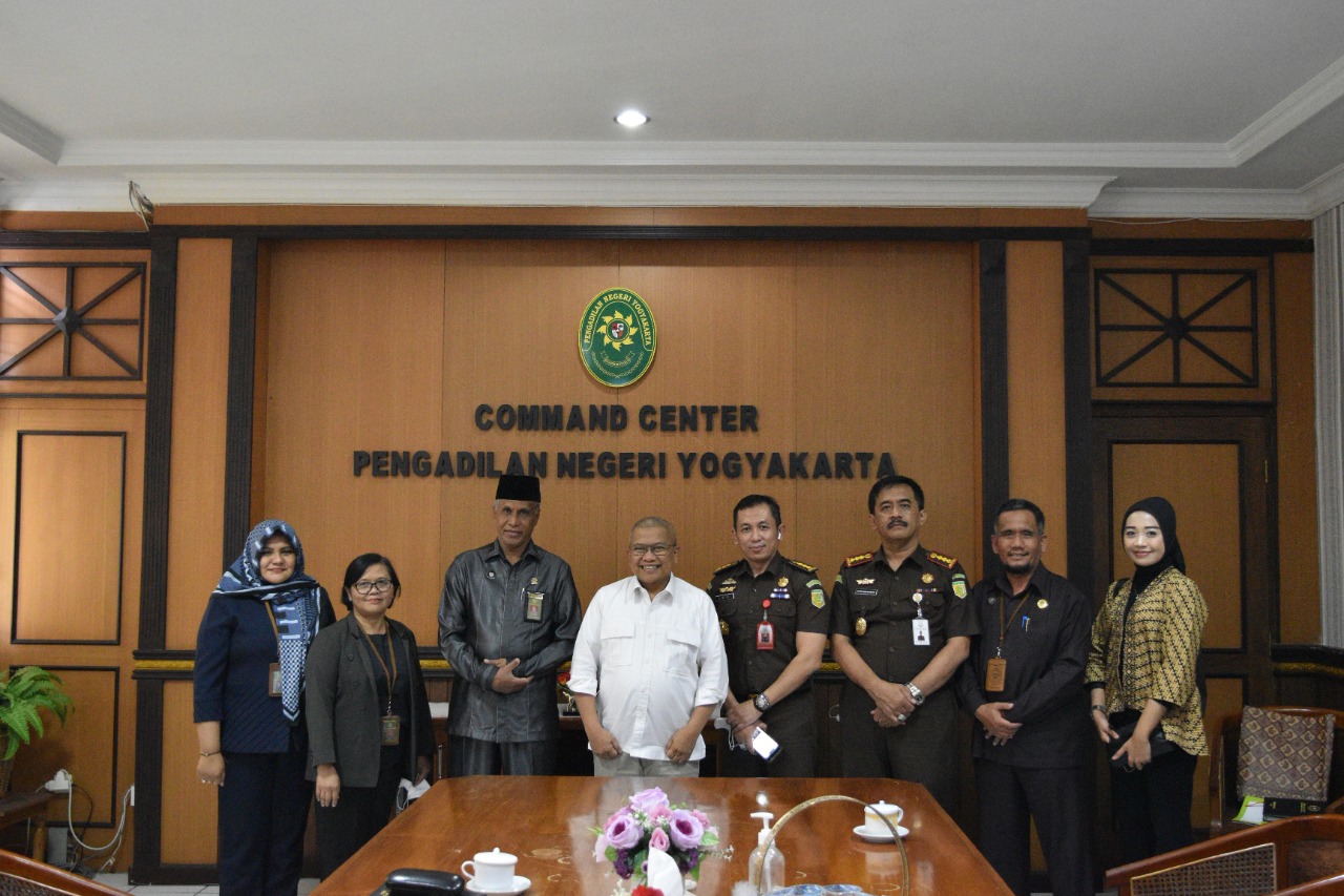 Kunjungan Kerja Tim Badan Perencanaan Pembangunan Nasional (Bappenas) di Pengadilan Negeri Yogyakarta