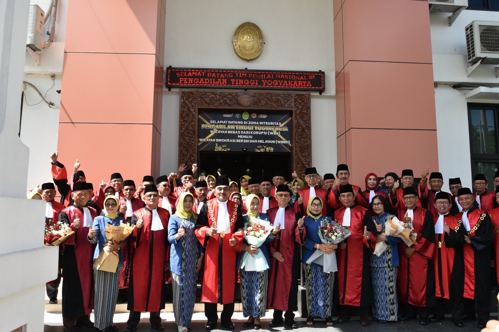 Ketua Pengadilan Negeri Yogyakarta Menghadiri Wisuda Purnabhakti Hakim Tinggi, Purna Tugas Panitera Pengganti dan ASN Pengadilan Tinggi Yogyakarta