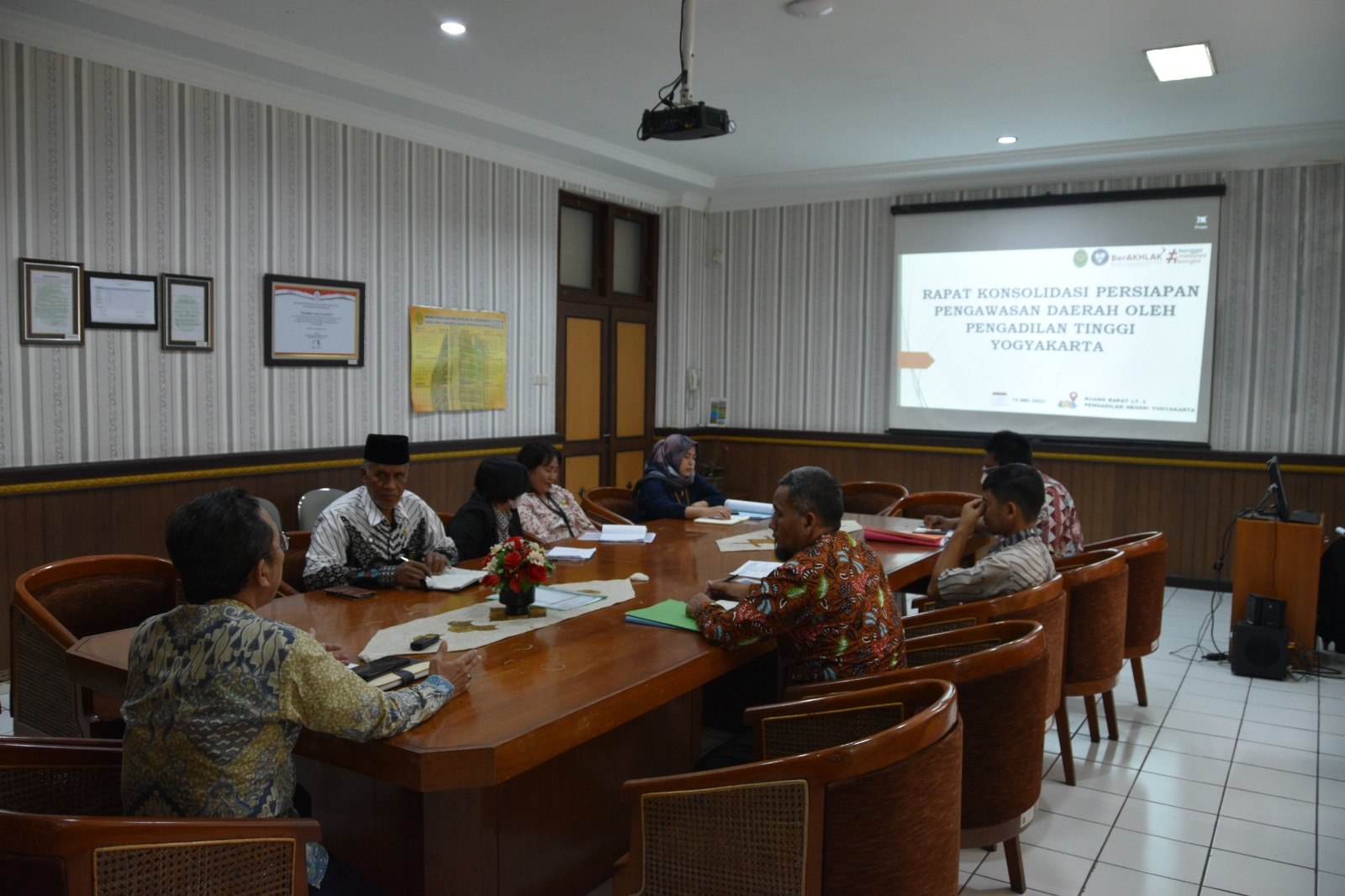 Rapat Koordinasi dan Konsolidasi Persiapan Pengawasan Daerah Pengadilan Tinggi Yogyakarta