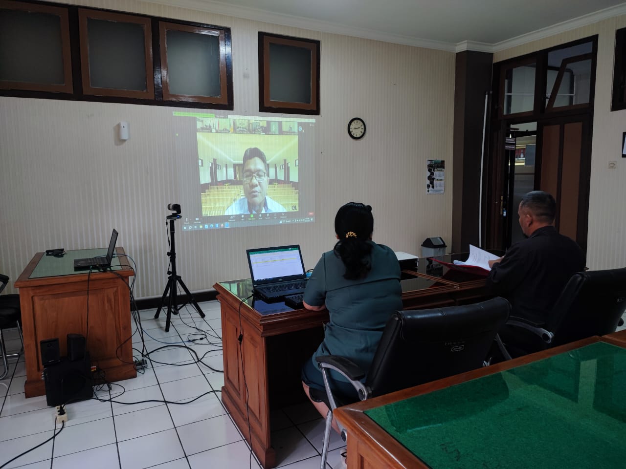 Sekretaris Pengadilan Negeri Yogyakarta Mengikuti Kegiatan Pengisian Menu Evaluasi Pengadaan pada Aplikasi e-Sadewa