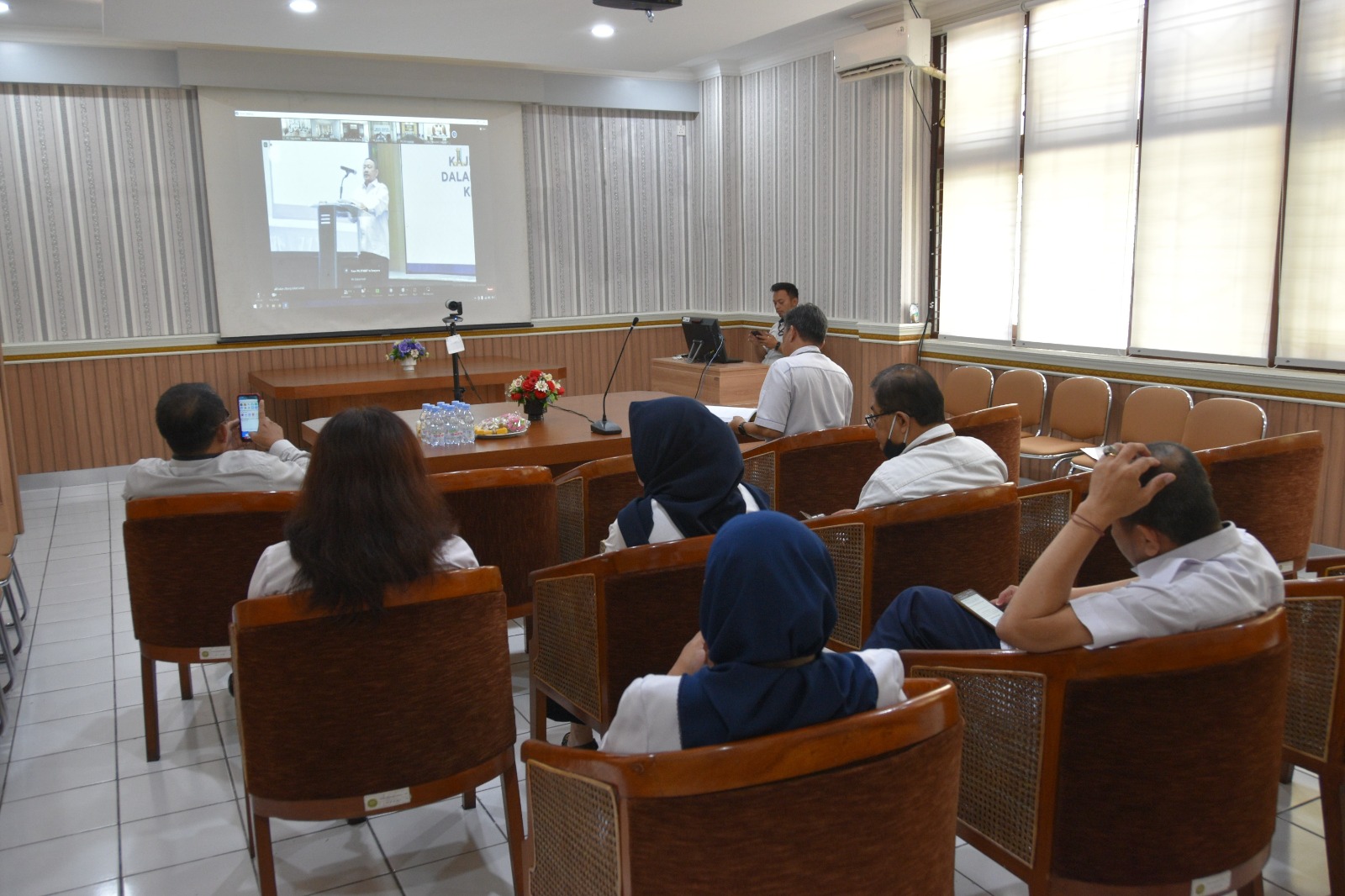 Pengadilan Negeri Yogyakarta Mengikuti FGD Implementasi Wewenang Komisi Yudisial dalam Menjaga dan Menegakkan Kehormatan dan Keluhuran Martabat serta Perilaku Hakim