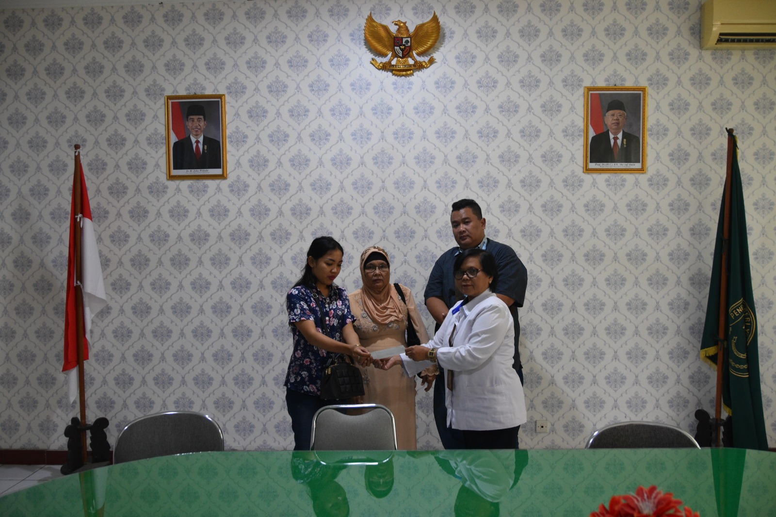 Serah Terima Uang Sisa Hasil Lelang Eksekusi Pengadilan Negeri Yogyakarta