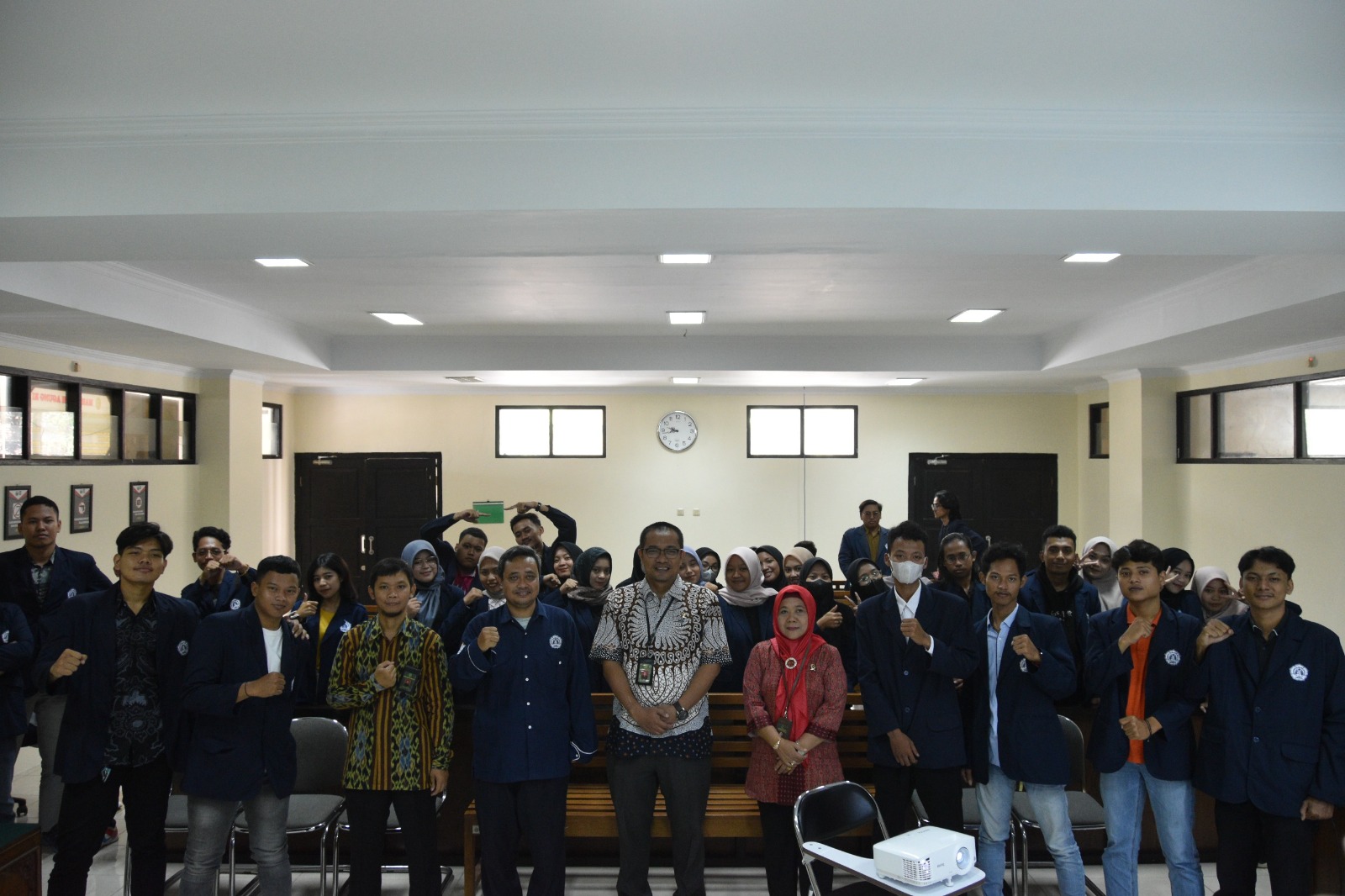 Kunjungan Belajar Fakultas Hukum Universitas Islam Batik Surakarta di Pengadilan Negeri Yogyakarta