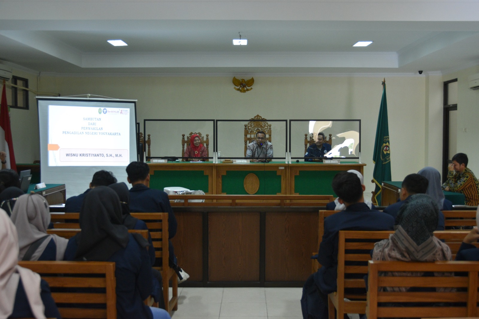 Kunjungan Belajar Fakultas Hukum Universitas Islam Batik Surakarta di Pengadilan Negeri Yogyakarta
