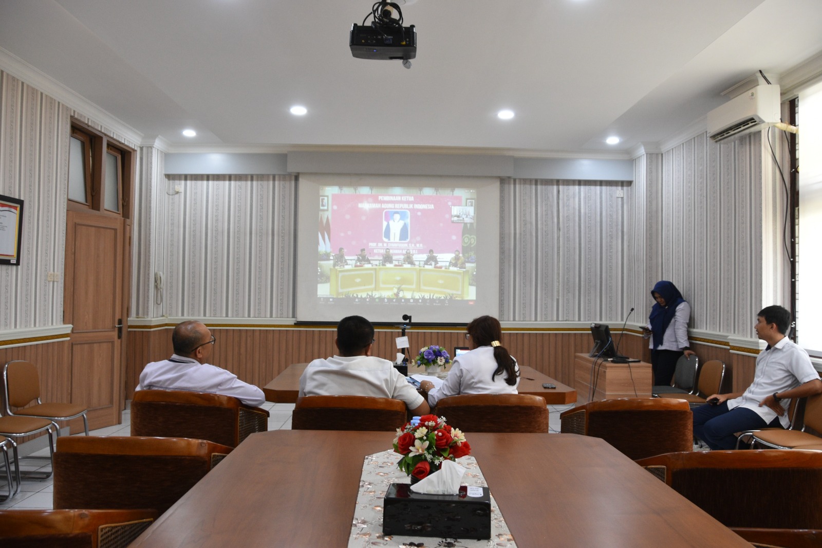 Pengadilan Negeri Yogyakarta Mengikuti Pembinaan Pimpinan Mahkamah Agung RI