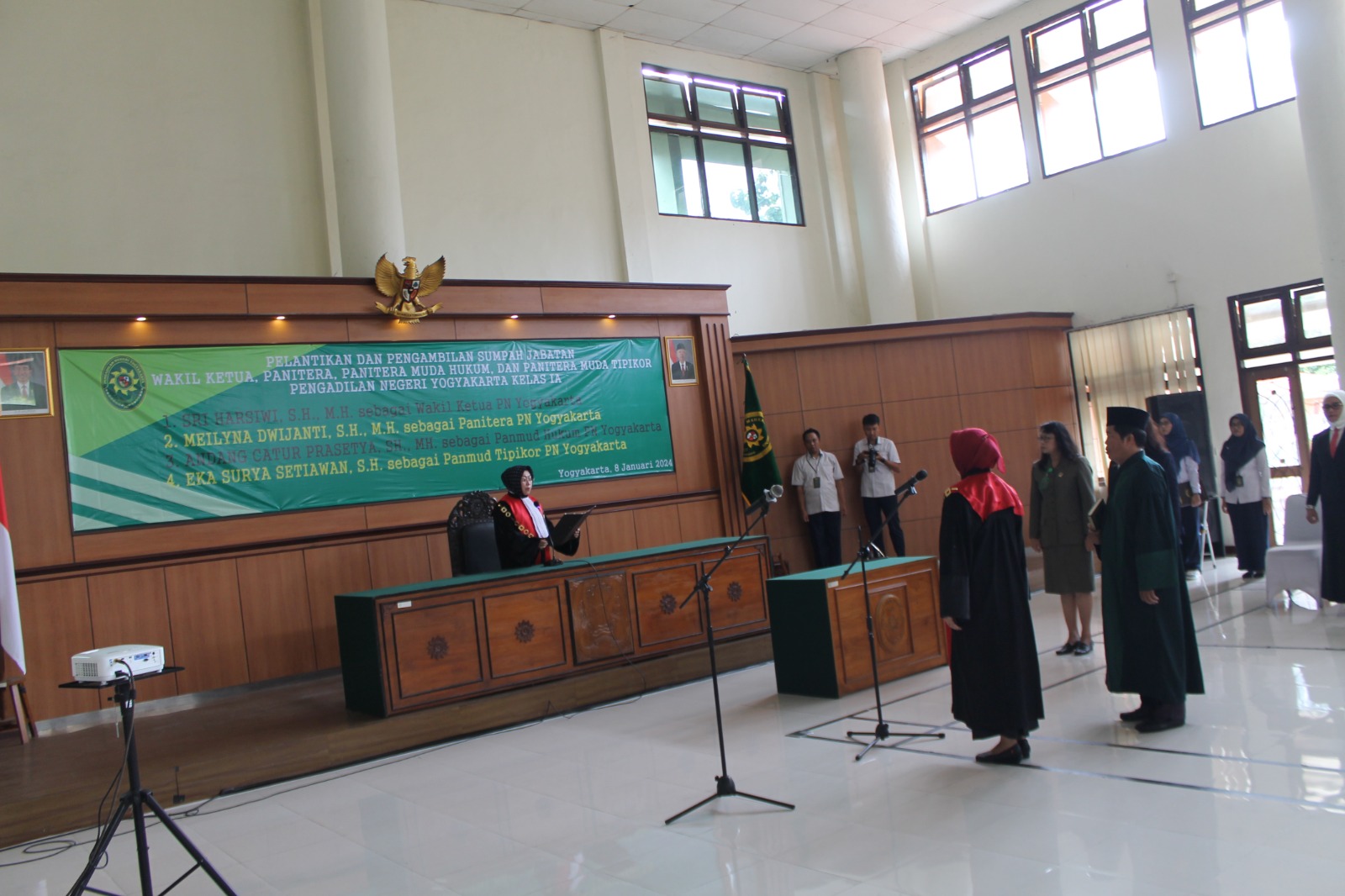 Upacara Pelantikan dan Pengambilan Sumpah Jabatan Wakil Ketua, Panitera dan Panitera Muda Tipikor serta Panitera Muda Hukum Pengadilan Negeri Yogyakarta