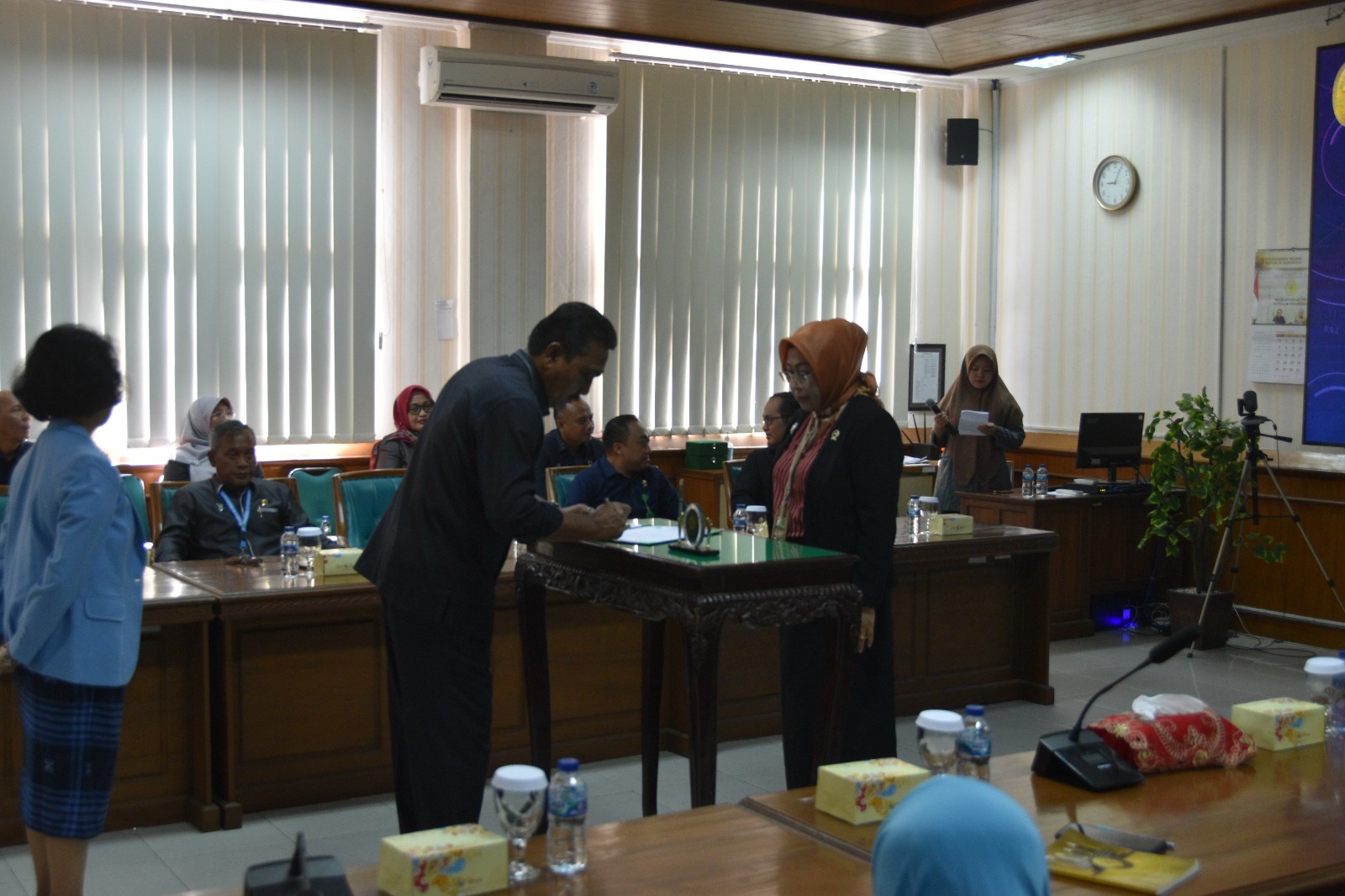 Ketua Pengadilan Negeri Yogyakarta Menghadiri Penandatangan Pakta Integritas dan Sosialisasi Sistem Pengawasan di Pengadilan Tinggi Yogyakarta