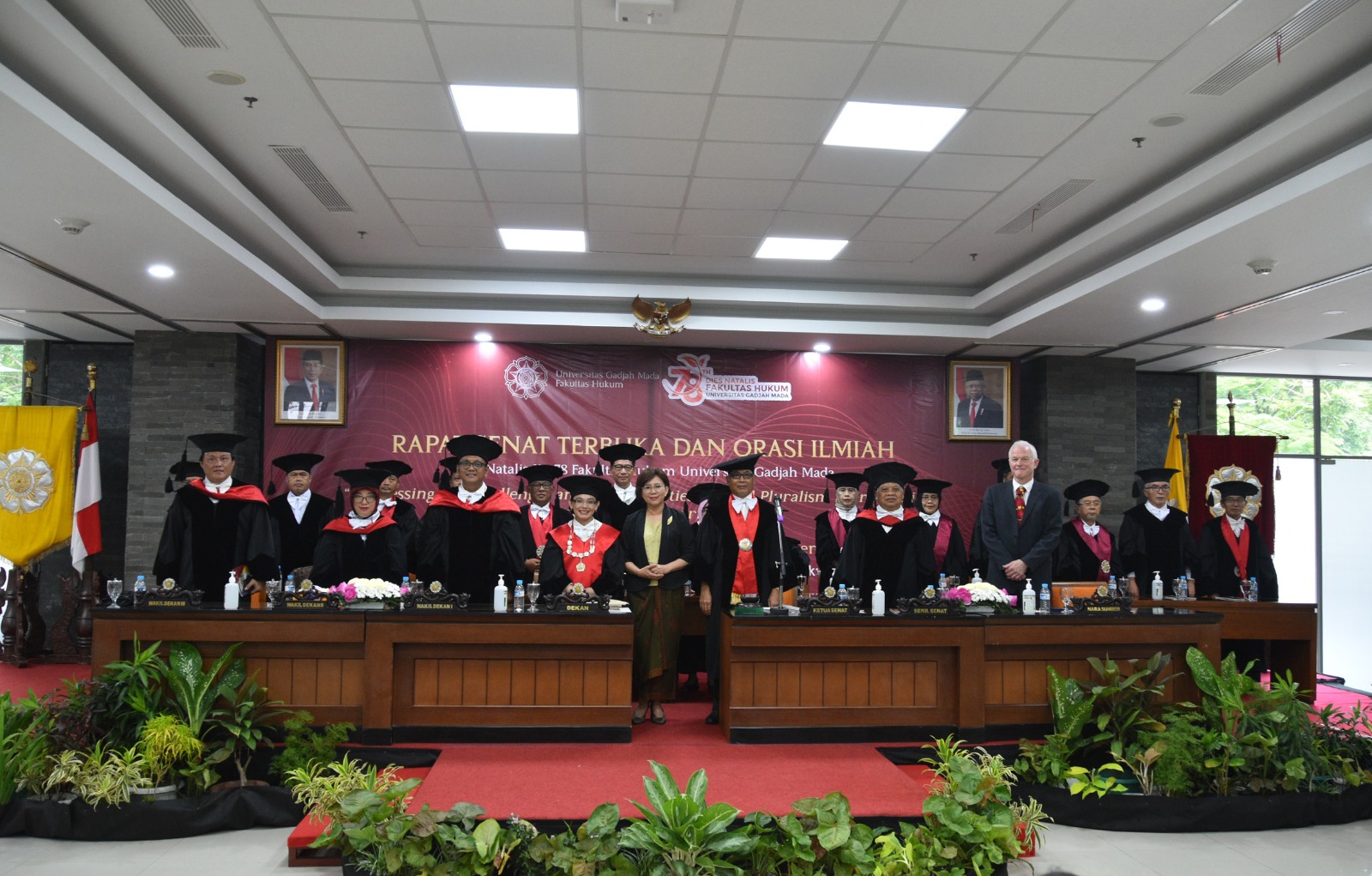 Hakim Pengadilan Negeri Yogyakarta Menghadiri Rapat Senat Terbuka dan Orasi Ilmiah bersama Fakultas Hukum UGM