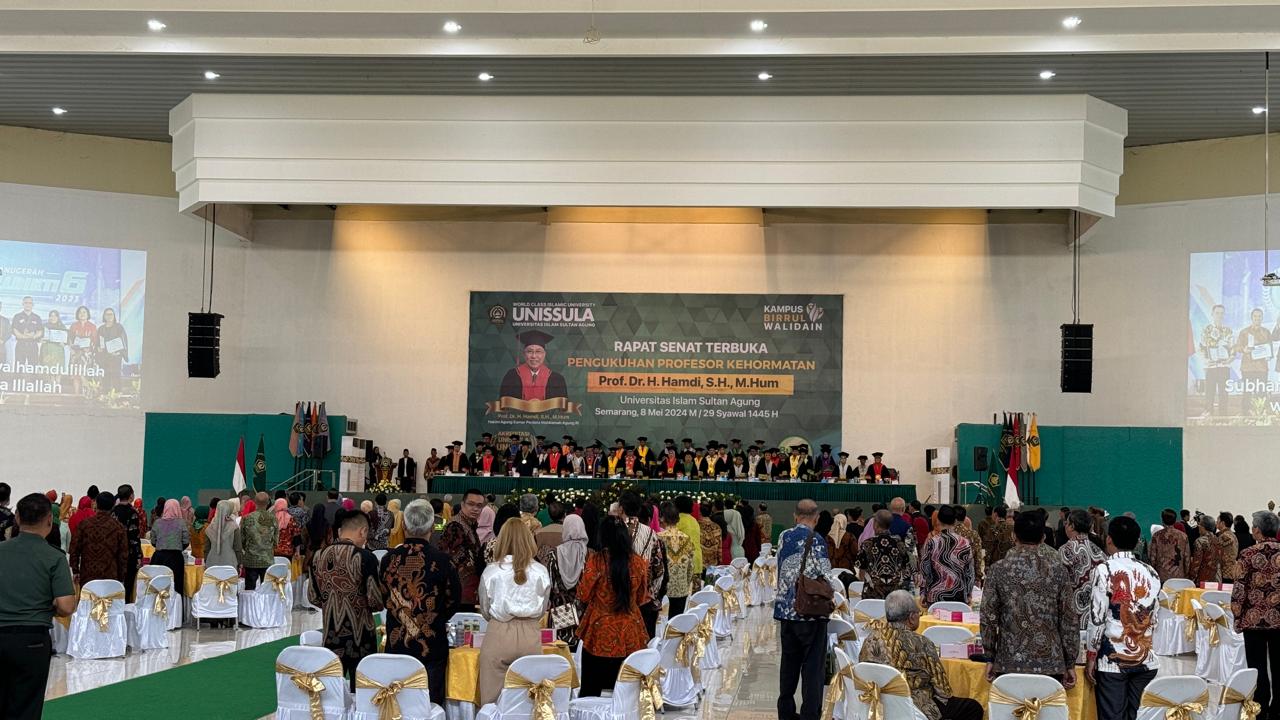 Ketua Pengadilan Negeri Yogyakarta Menghadiri Rapat Senat Terbuka Pengukuhan Professor Kehormatan