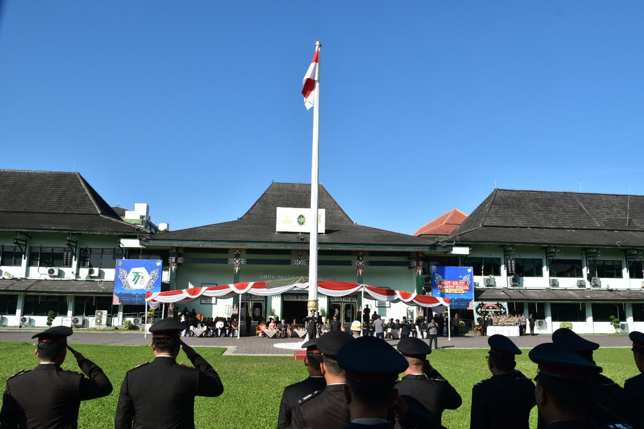 Ketua Pengadilan Negeri Yogyakarta Menghadiri Upacara HUT Bhayangkara ke-78