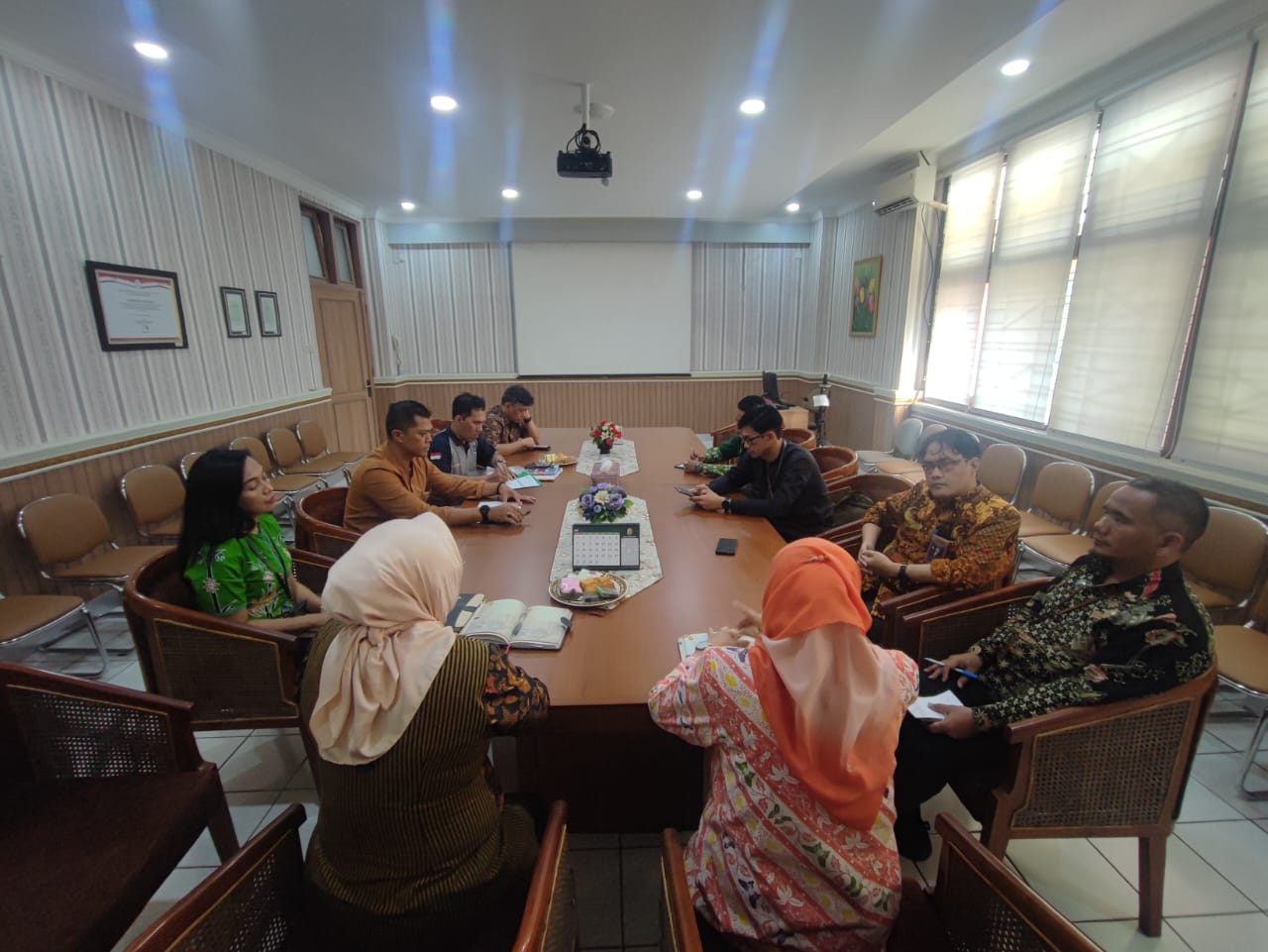 Pengadilan Negeri Yogyakarta melaksanakan Rapat Koordinasi bersama Dinas Perhubungan Kota Yogyakarta dan Universitas Ahmad Dahlan Yogyakarta