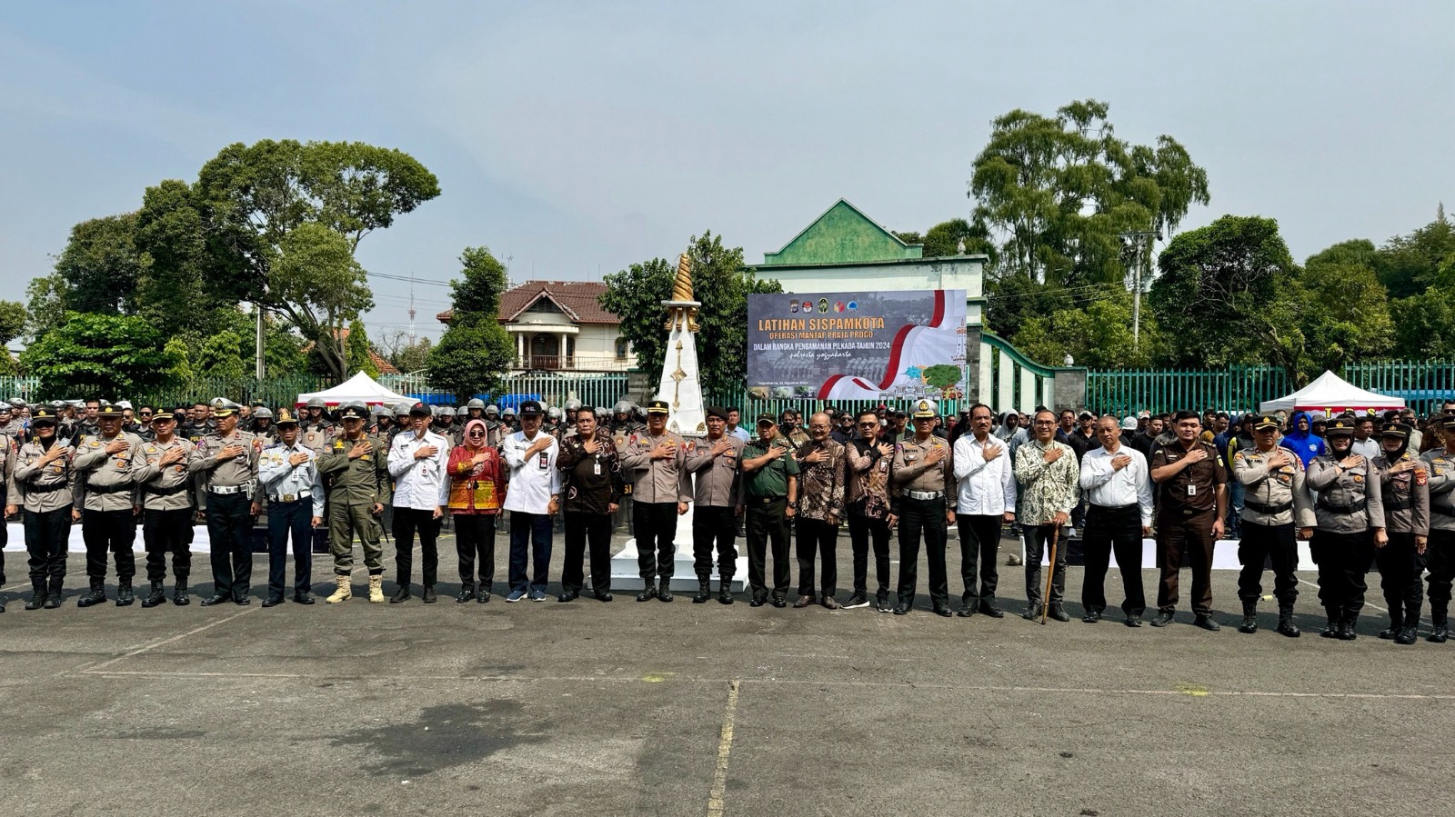 Ketua Pengadilan Negeri Yogyakarta Menghadiri Sispamkota Operasi Mantab Praja Progo 2024