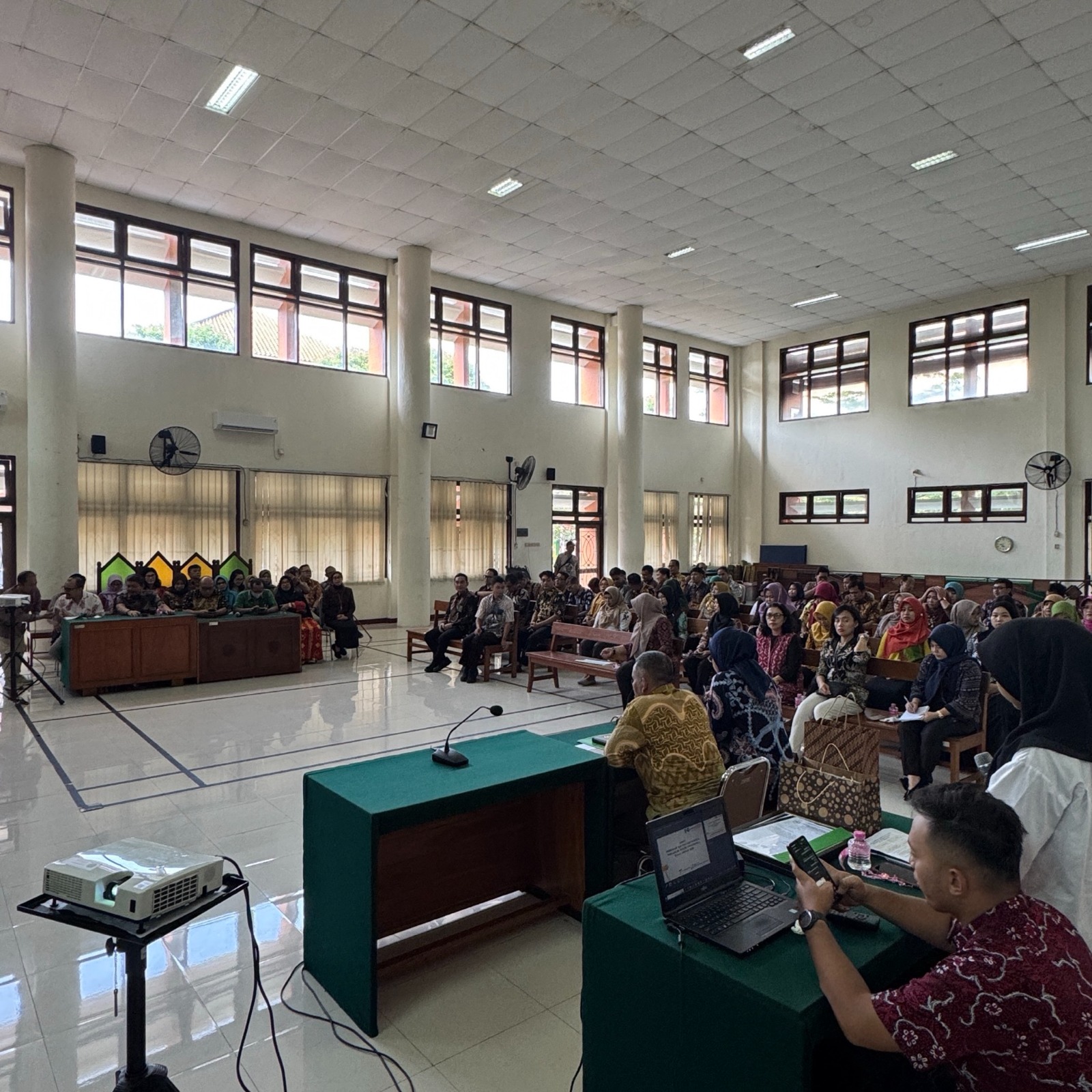 Rapat Pembinaan dan Monev Kinerja Pengadilan Negeri Yogyakarta Bulan Januari 2025