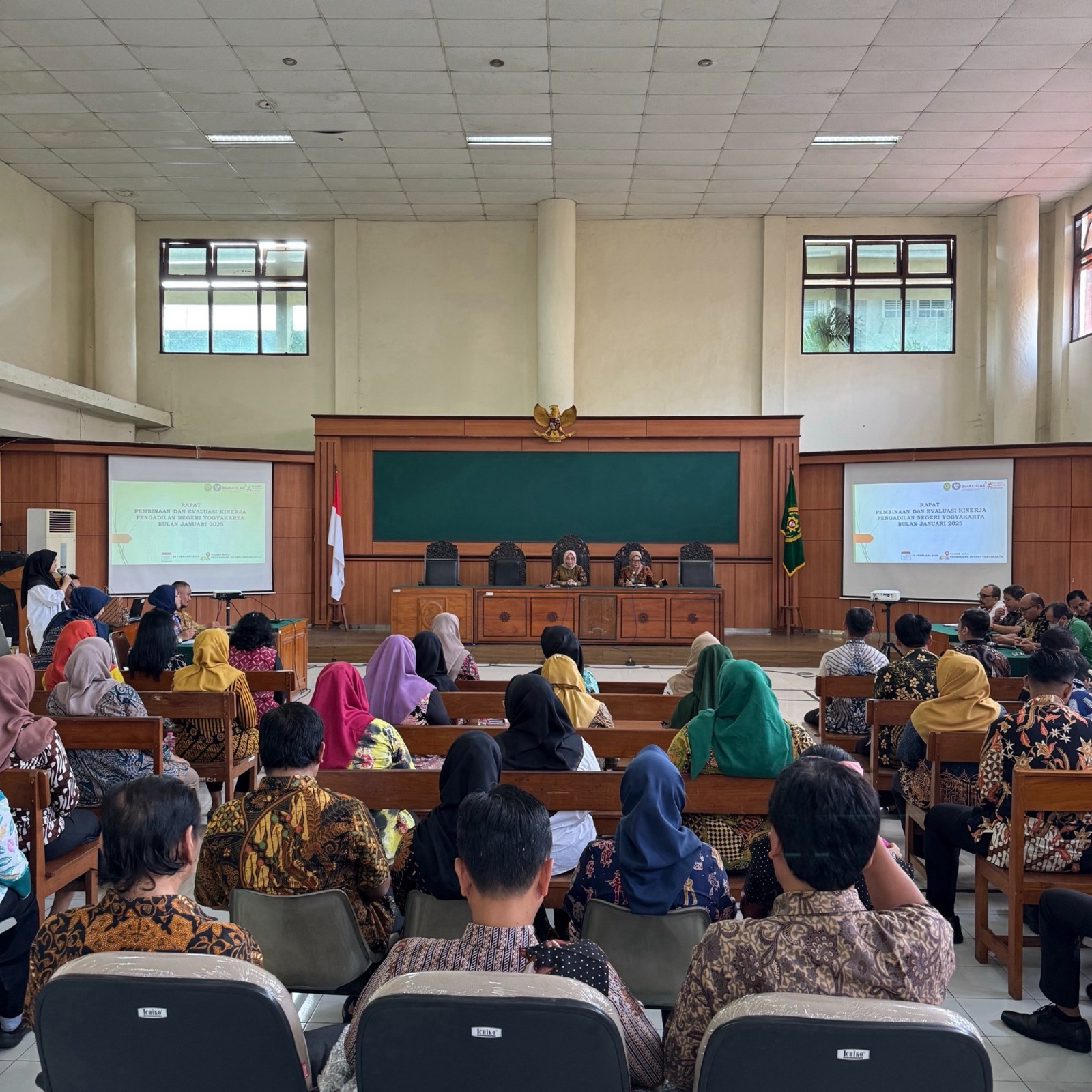 Rapat Pembinaan dan Monev Kinerja Pengadilan Negeri Yogyakarta Bulan Januari 2025