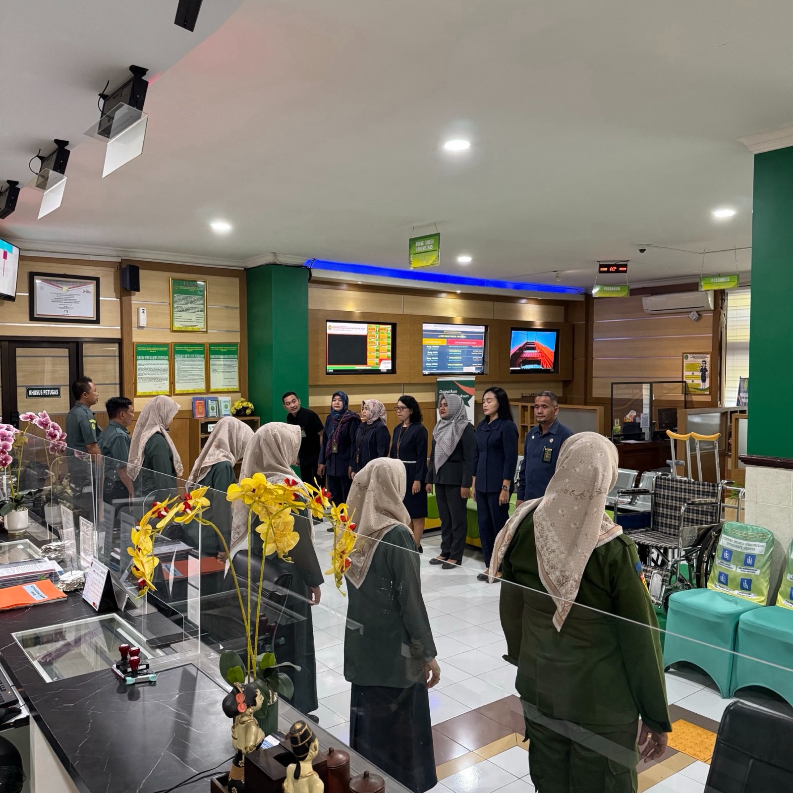 Apel Pagi Rutin Petugas PTSP 6 Mei 2025