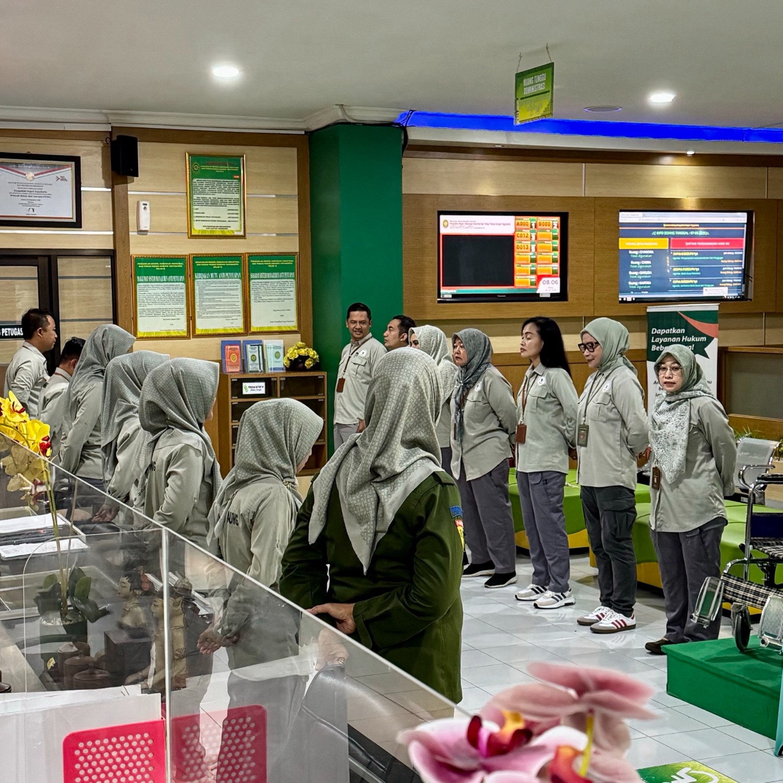 Apel Pagi Rutin Petugas PTSP 7 Mei 2025