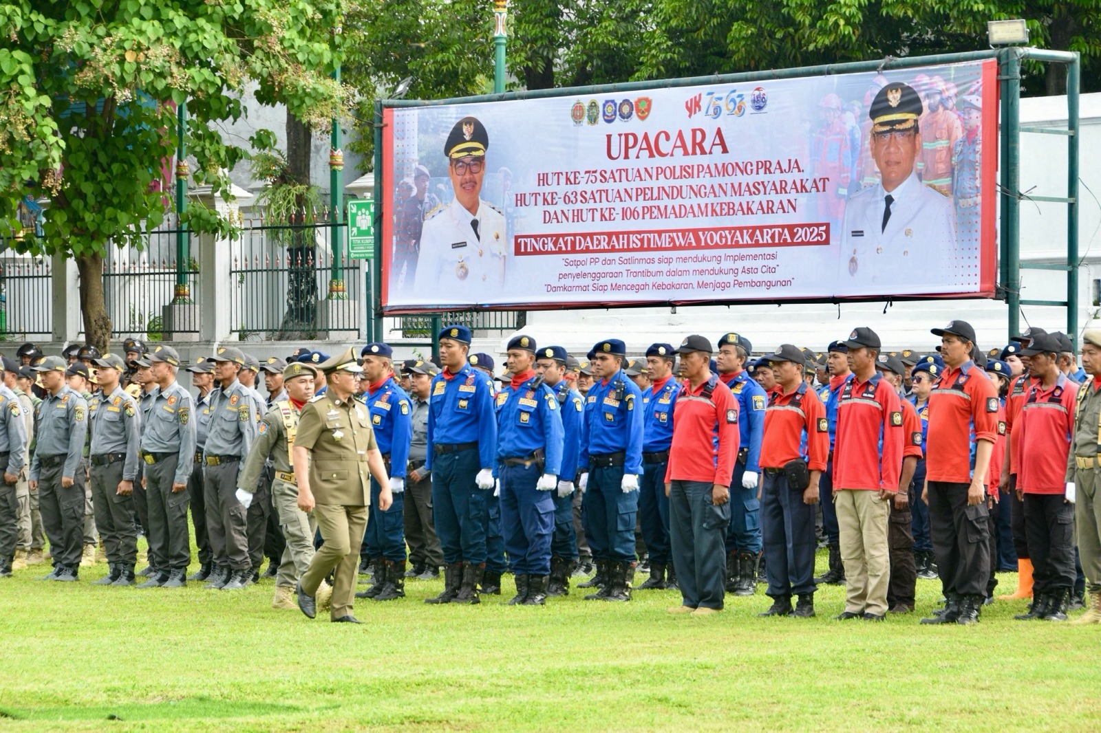 Ketua Pengadilan Negeri Yogyakarta Menghadiri Upacara Peringatan HUT Satpol PP, Satuan Perlindungan Masyarakat dan Pemadam Kebakaran dan Penyelamatan Tingkat DIY Tahun 2025