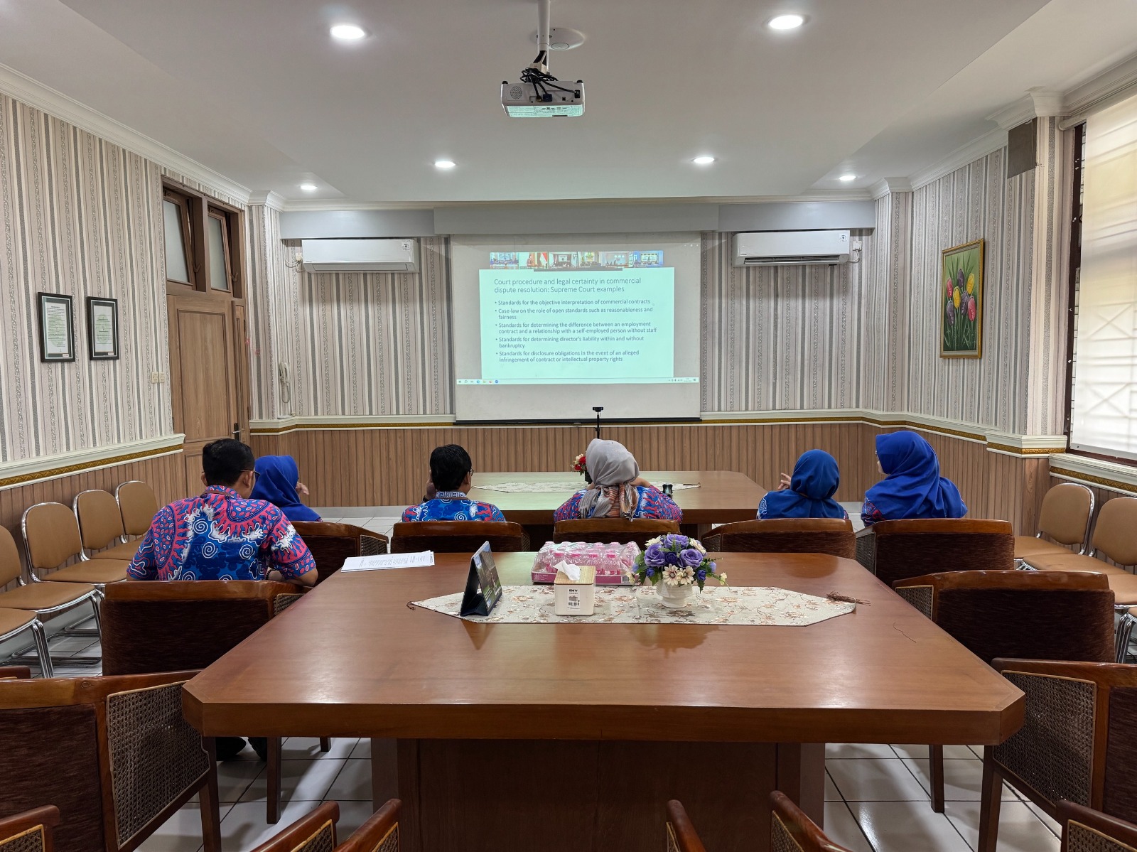 Pengadilan Negeri Yogyakarta Mengikuti Diskusi Semi Publik Mahkamah Agung RI dengan Hoge Raad der Nederlanden