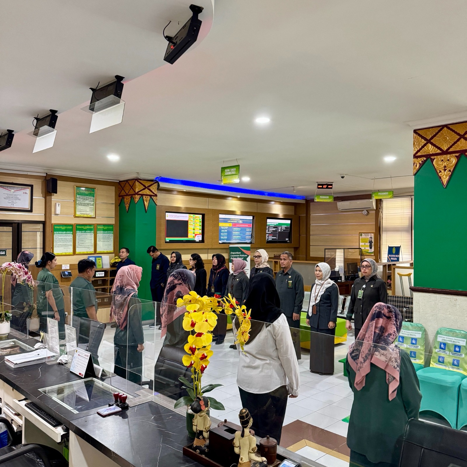 Apel Pagi Rutin Petugas PTSP 24 Juni 2025