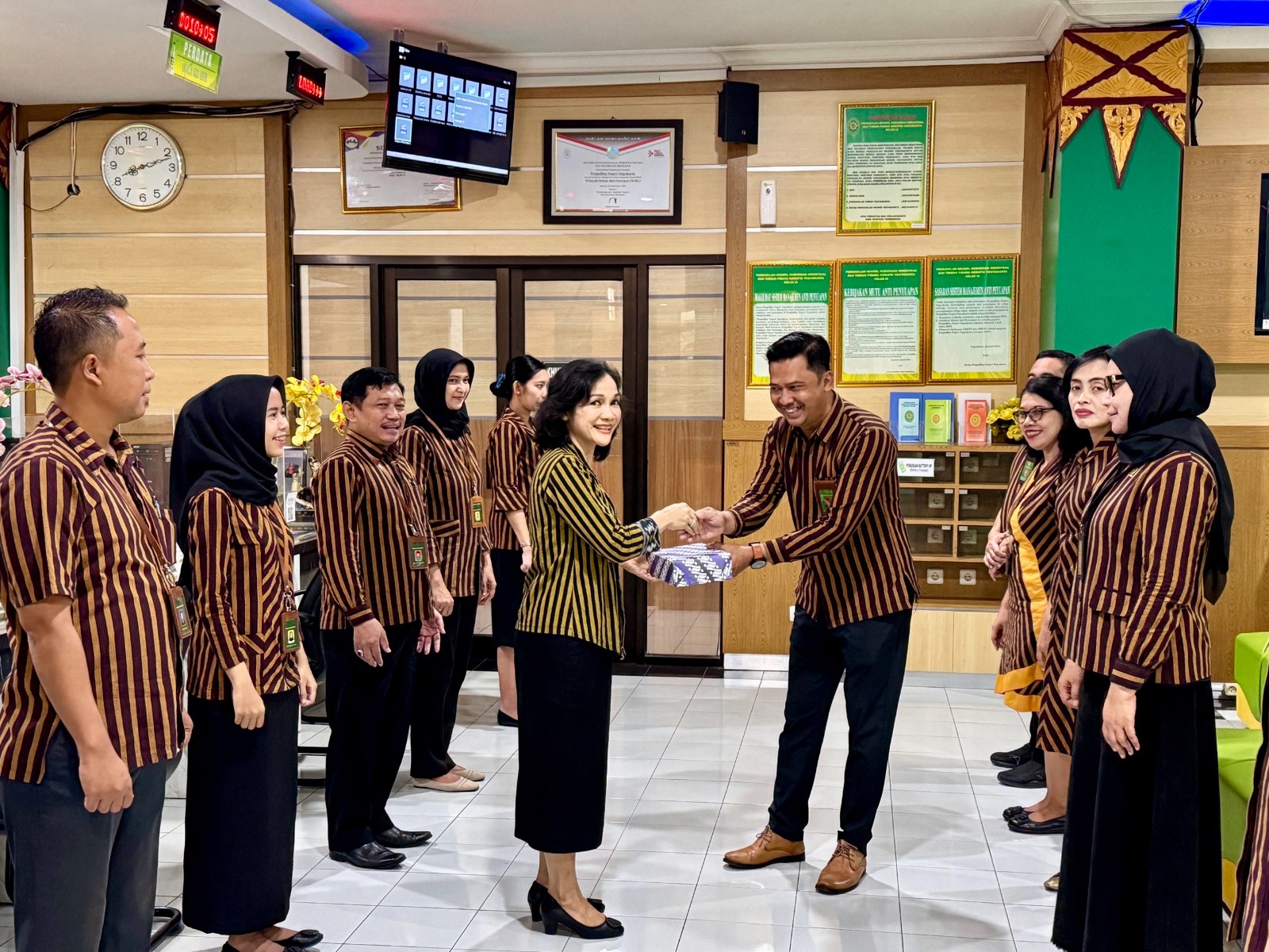 Apel Pagi Rutin Petugas PTSP 10 Juli 2025