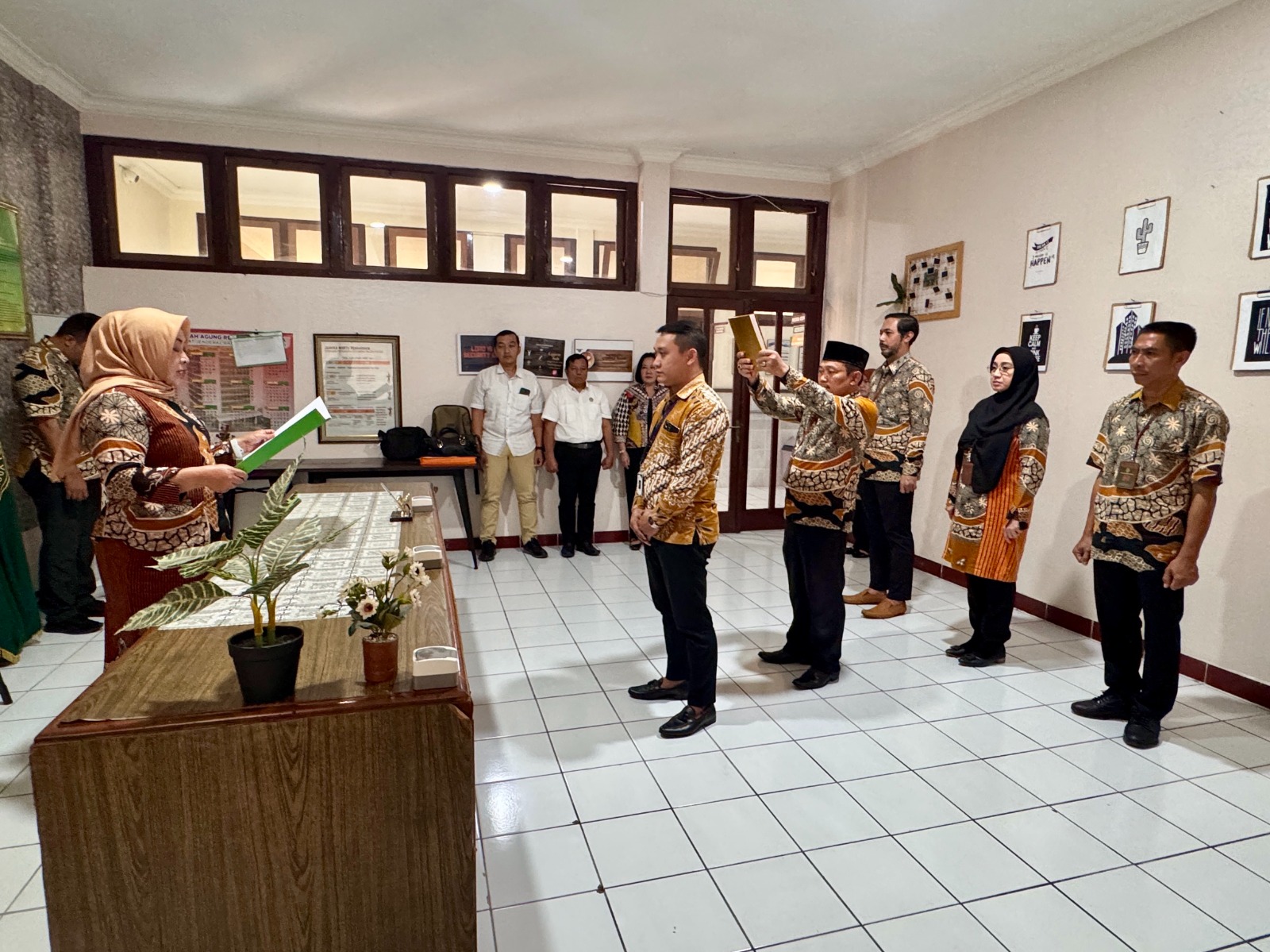 Pengadilan Negeri Yogyakarta Melakukan Pengambilan Sumpah Jabatan Penilai Publik