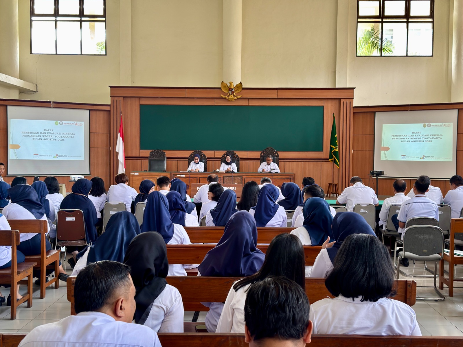 Rapat Pembinaan dan Monev Kinerja Pengadilan Negeri Yogyakarta Bulan Agustus 2025