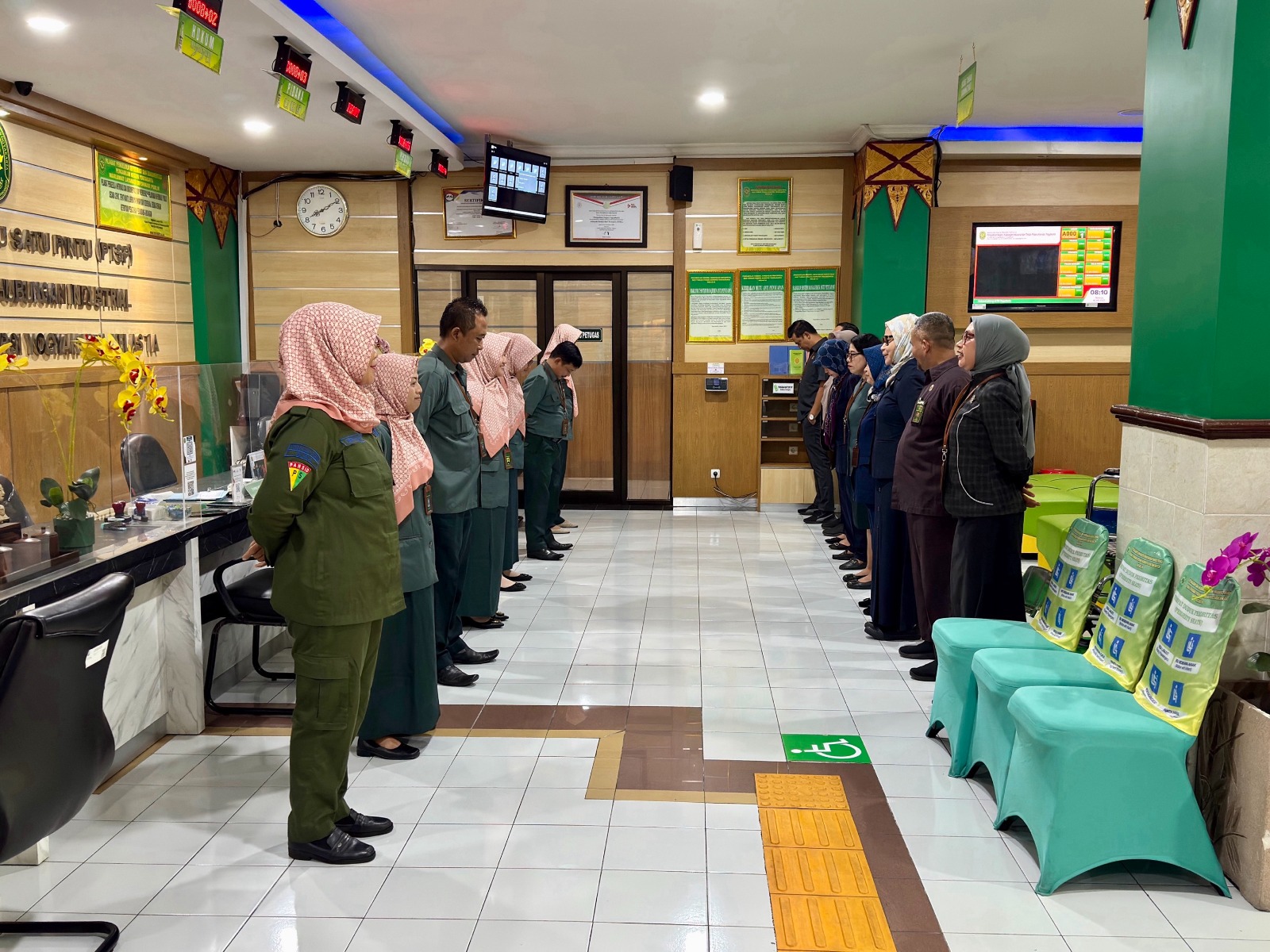Apel Pagi Rutin Petugas PTSP 16 September 2025