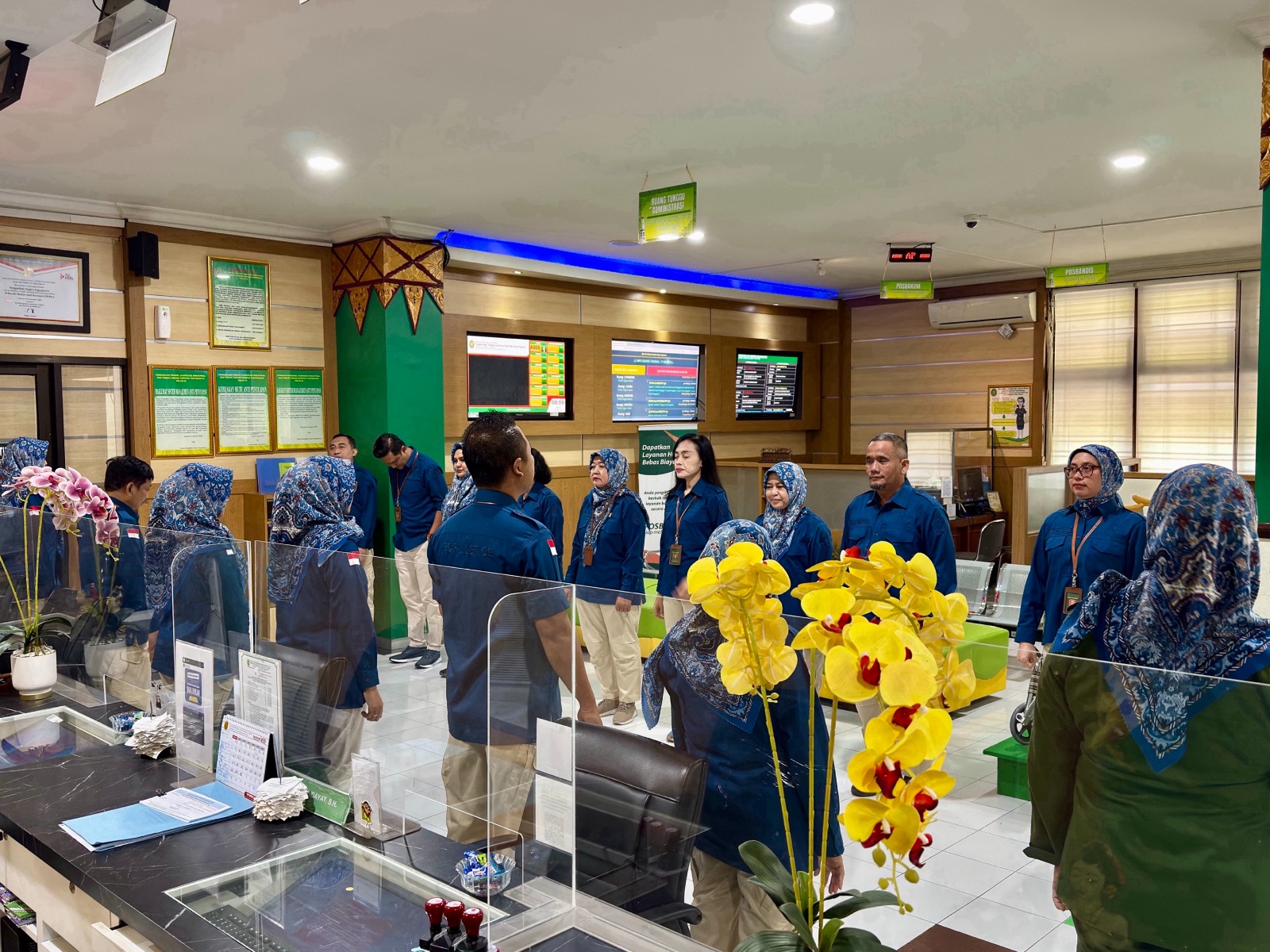 Apel Pagi Rutin Petugas PTSP 17 September 2025