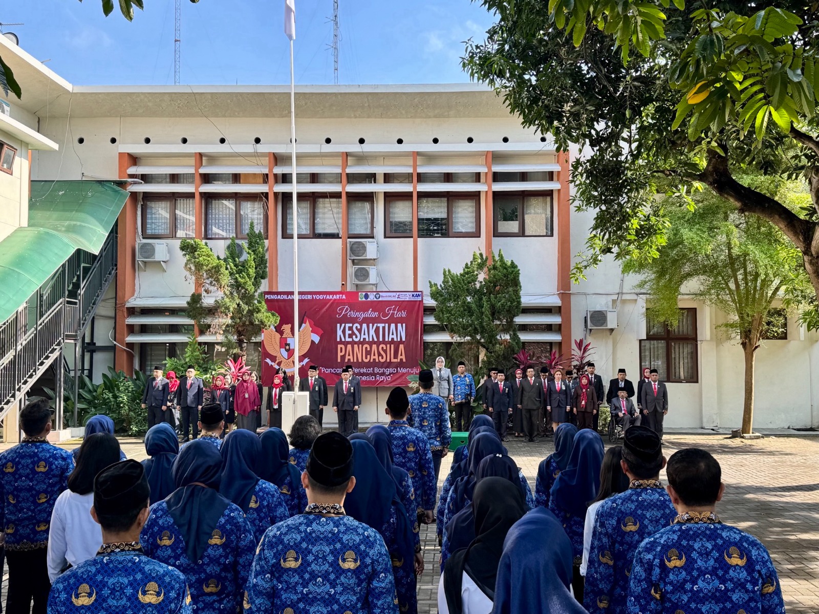 Pengadilan Negeri Yogyakarta Melaksanakan Upacara Peringatan Hari Kesaktian Pancasila Tahun 2025