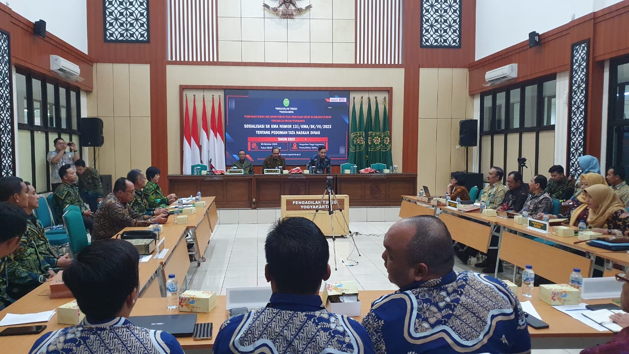 Pengadilan Negeri Yogyakarta Mengikuti Sosialisasi Tata Naskah Dinas di Lingkungan Mahkamah Agung dan Monev Perjanjian Kinerja Triwulan III Tahun 2025