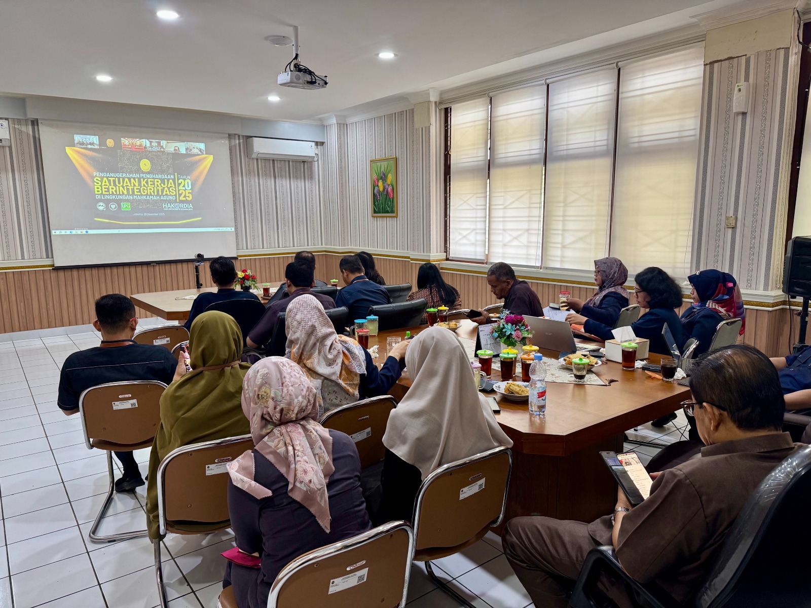 Pengadilan Negeri Yogyakarta Mengikuti Penganugerahan Penghargaan Satuan Kerja Berintegritas di Lingkungan Mahkamah Agung Tahun 2025 Pengadilan Negeri Yogyakarta Mengikuti Penganugerahan Penghargaan Satuan Kerja Berintegritas di Lingkungan Mahkamah Agung Tahun 2025