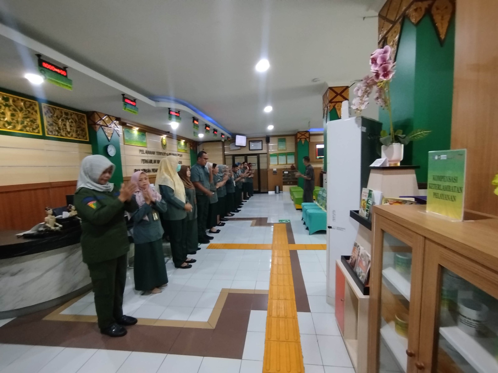 Apel Pagi Rutin Petugas PTSP 14 Januari 2026