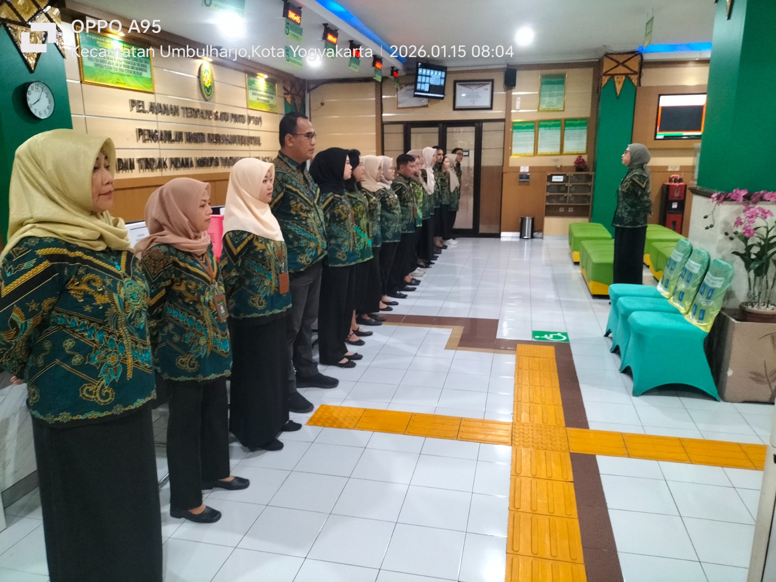 Apel Pagi Rutin Petugas PTSP 15 Januari 2026