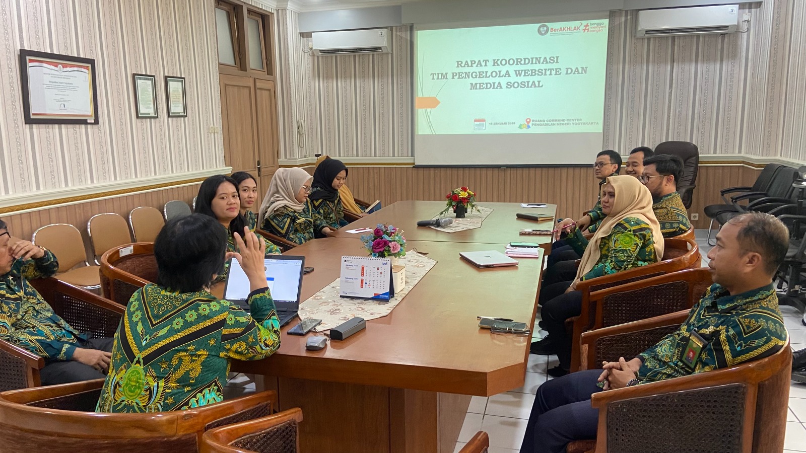 Rapat Koordinasi Tim Pengelola Website dan Media Sosial