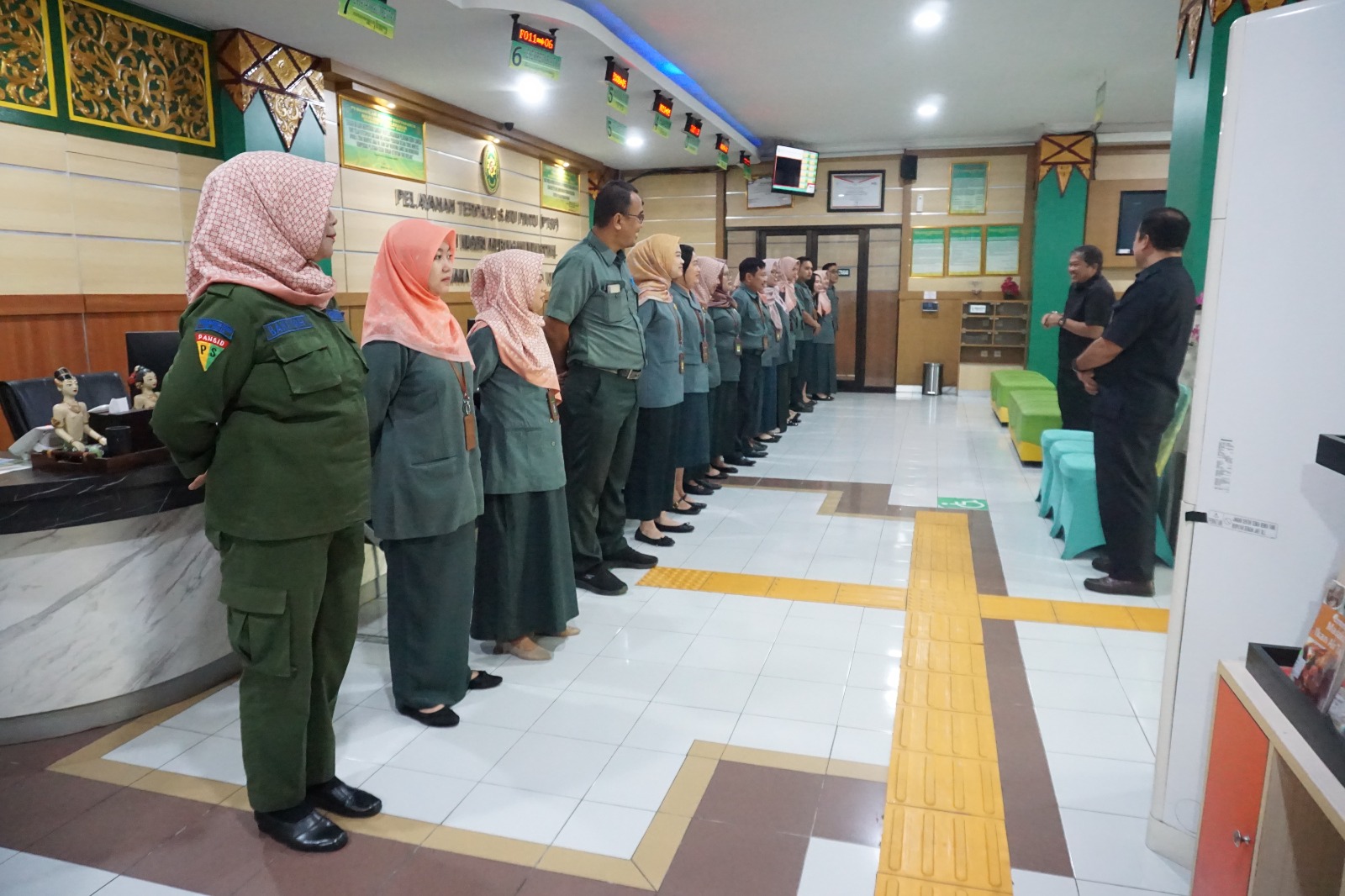 Apel Pagi Rutin Petugas PTSP 20 Januari 2026