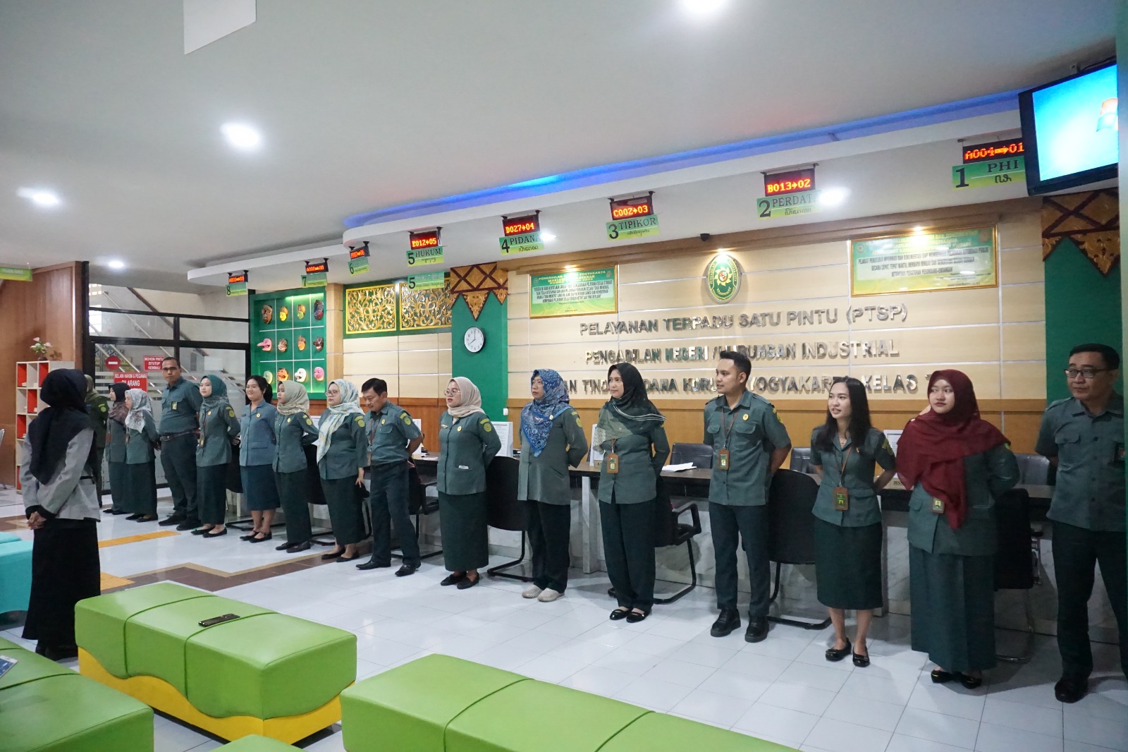 Apel Pagi Rutin Petugas PTSP 21 Januari 2026