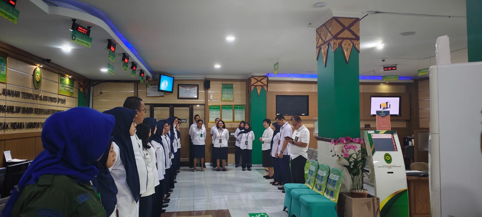 Apel Pagi Rutin Petugas PTSP 26 Januari 2026