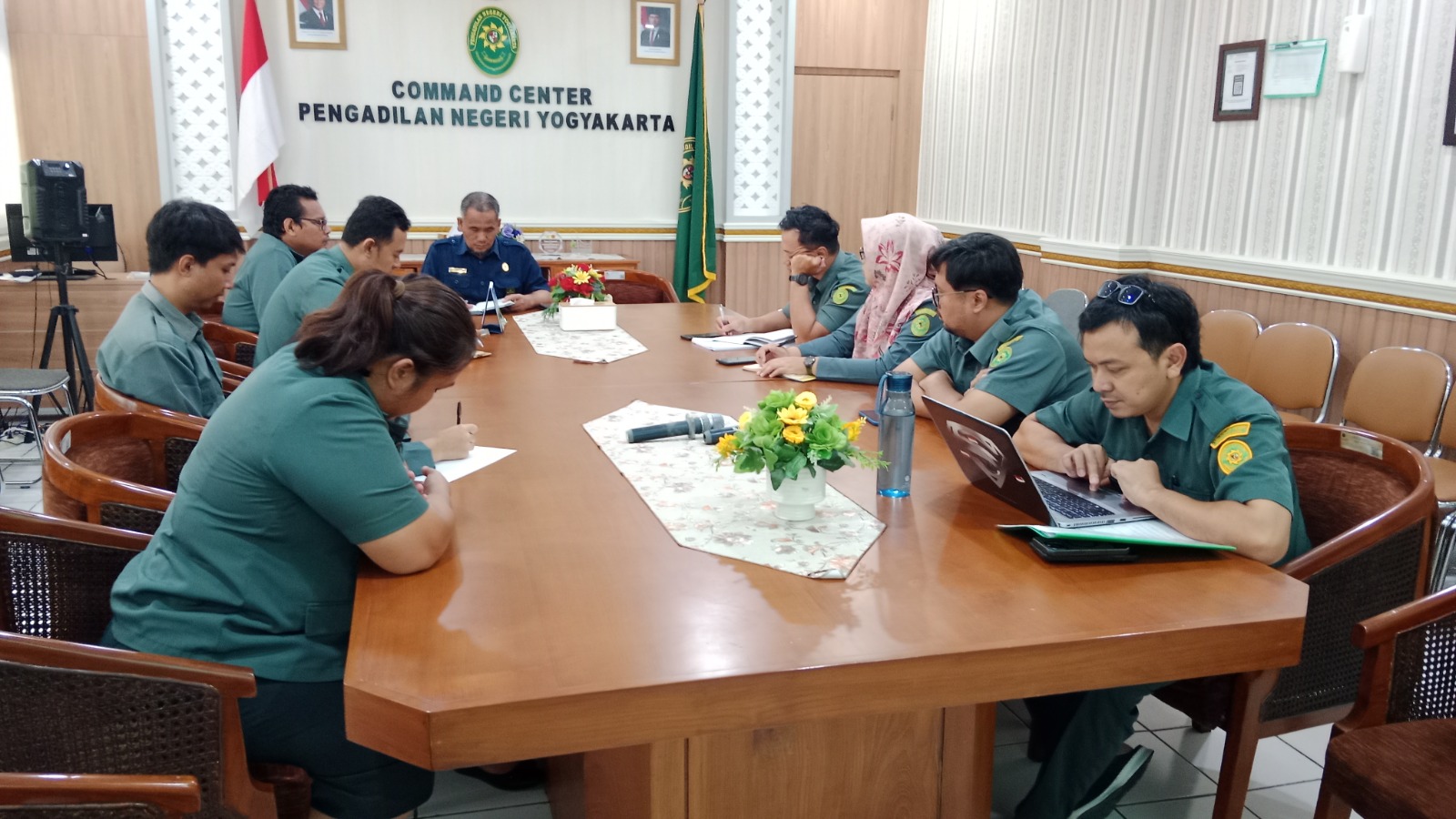 Rapat Monev SOP dan Kinerja Kesekretariatan