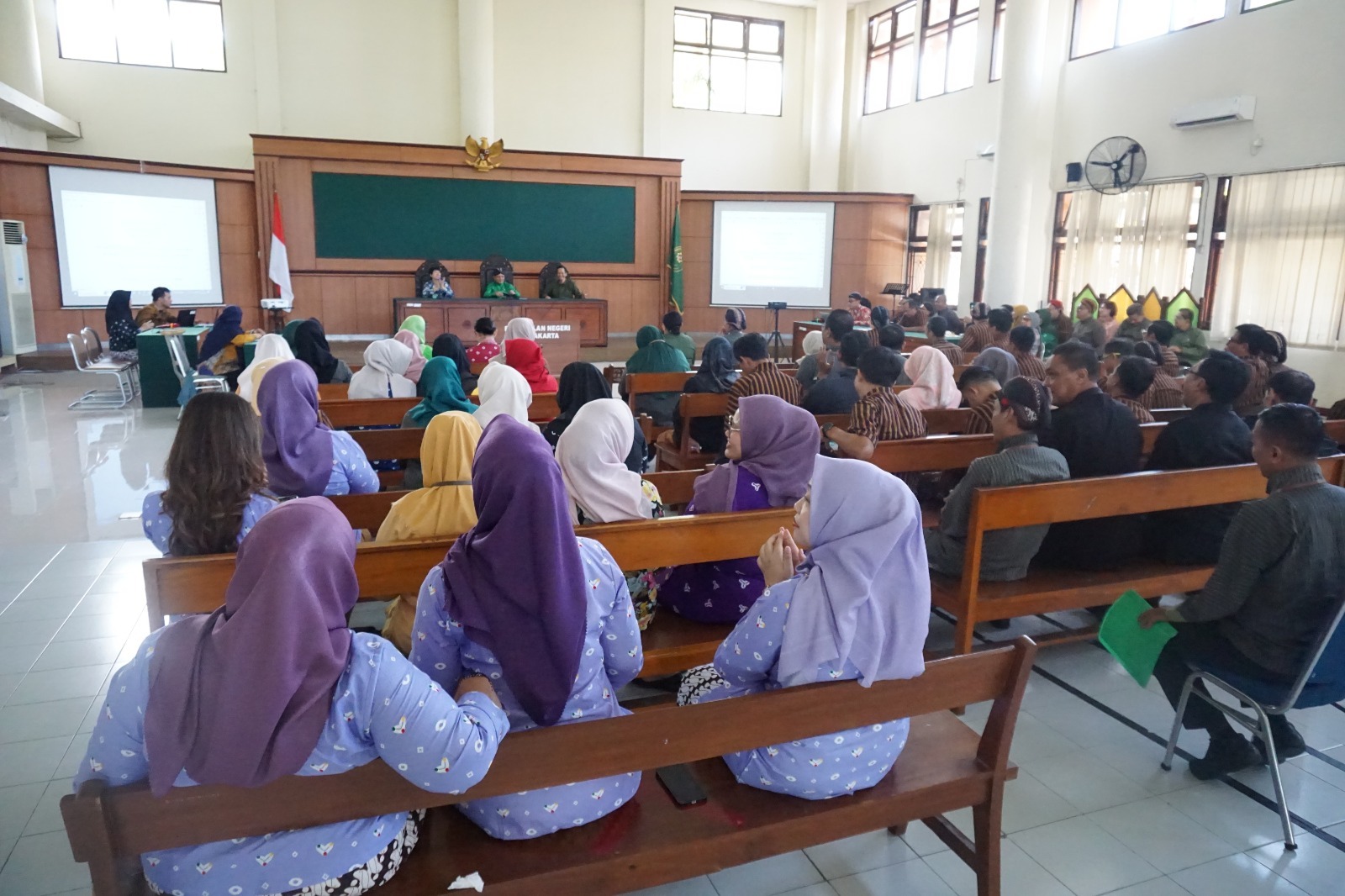 Pengadilan Negeri Yogyakarta Menyelenggarakan Sosialisasi PERMA Nomor 7, 8 dan 9 Tahun 2016